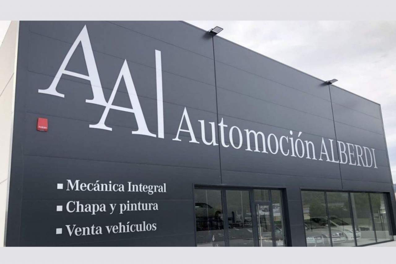 Concesionario de coches en Pamplona con experiencia:  Automoción Alberdi