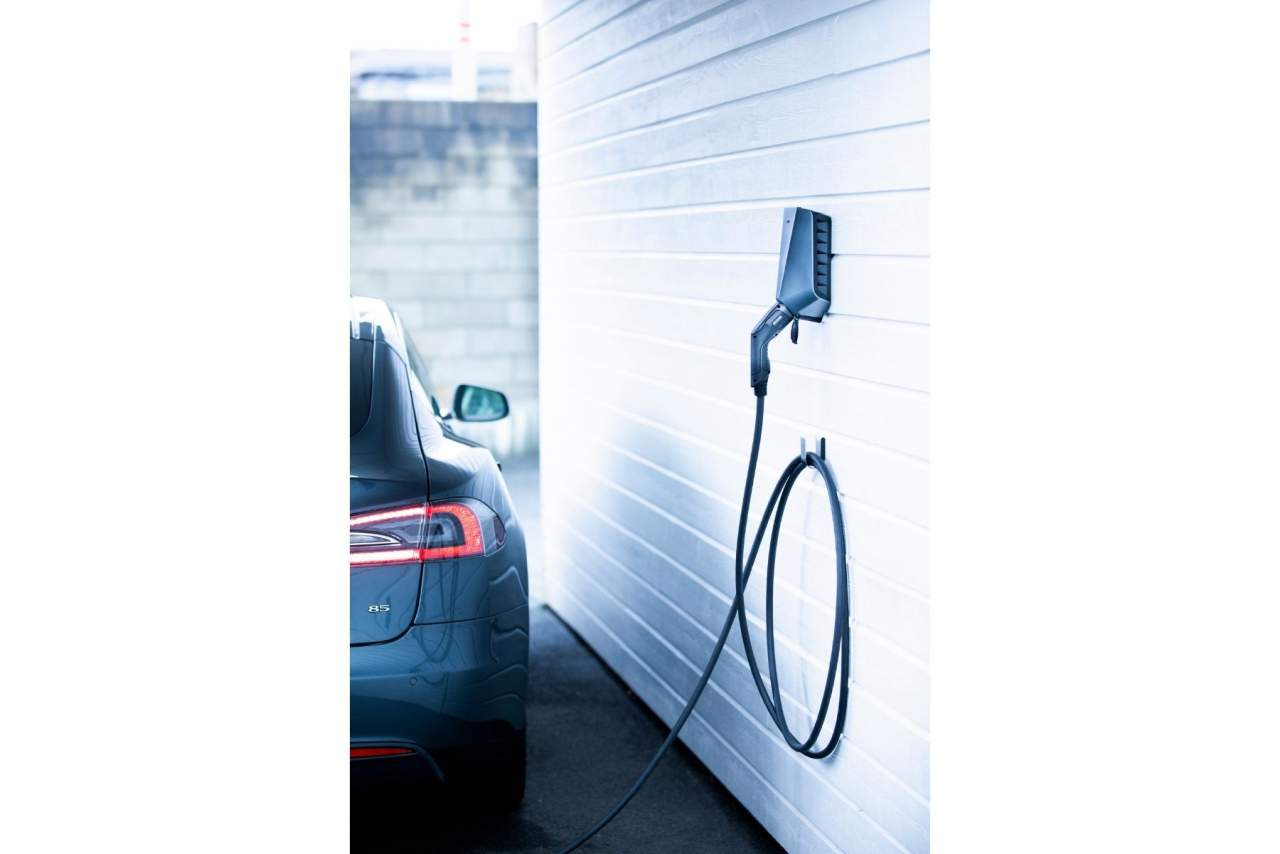 Easee, los cargadores para vehículo eléctrico que están revolucionando el norte de Europa, llegan a España
