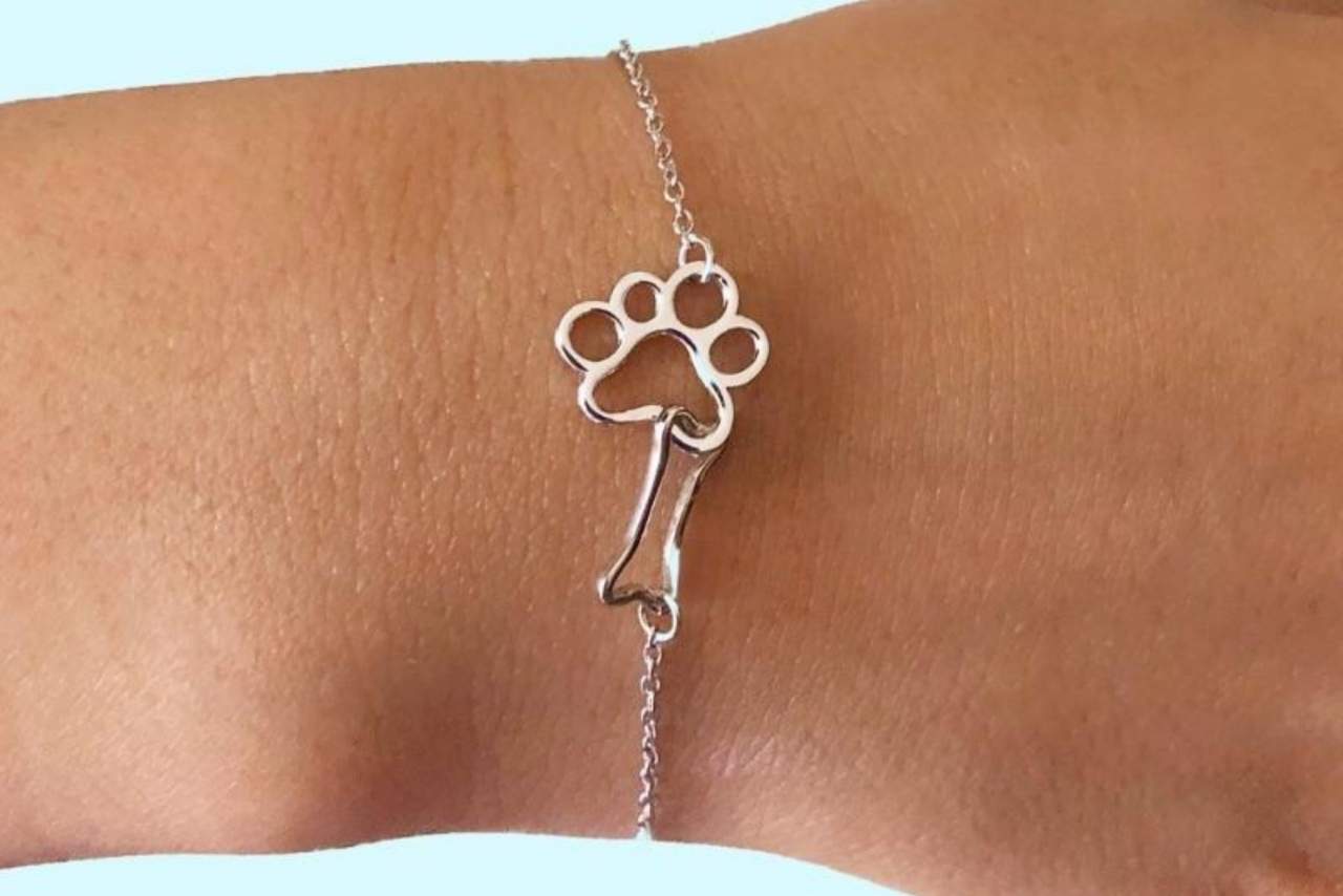 JOYANIMAL: Kelly Tabares, la emprendedora que creó una línea de joyas para amantes de mascotas