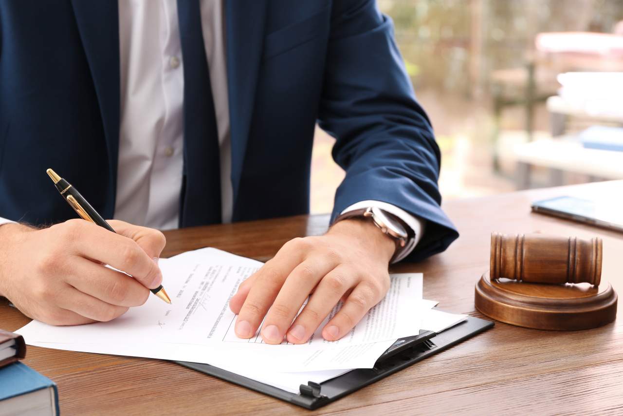 La importancia de un perito en procesos judiciales por GP-GRUP