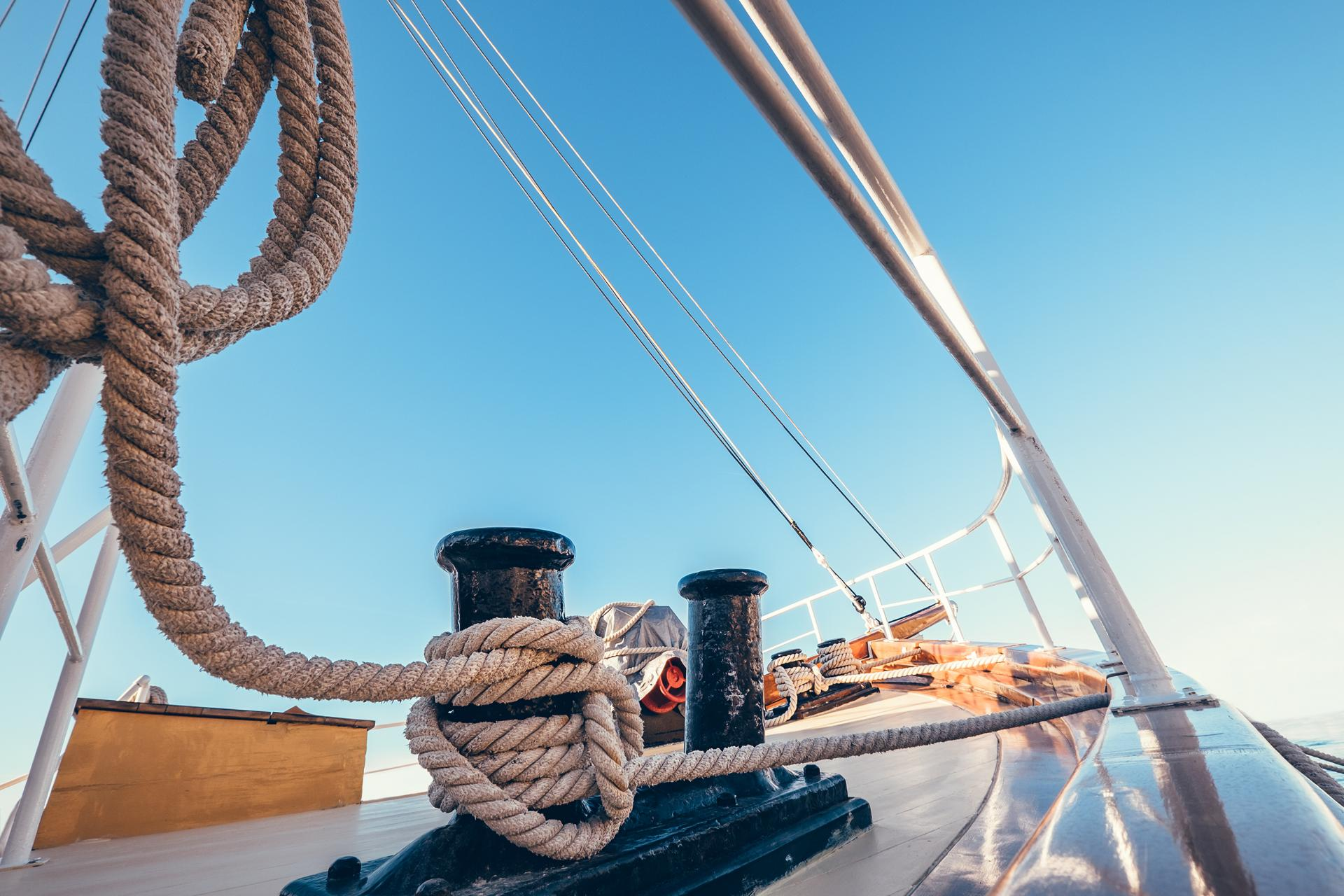 Alboran Charters: alquiler barco