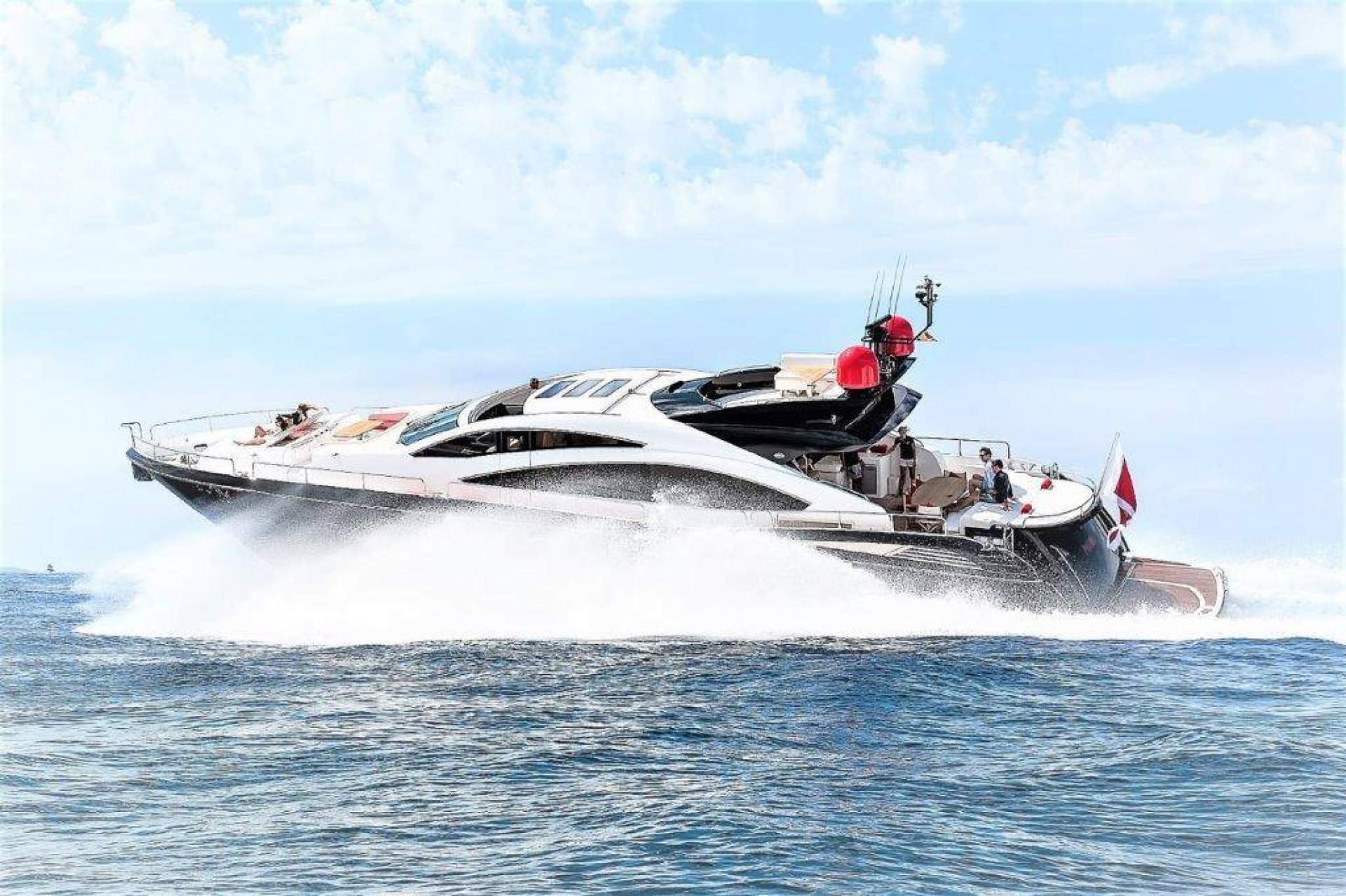 Pasar las vacaciones en yate de lujo gracias a la empresa Yacht IN Ibiza