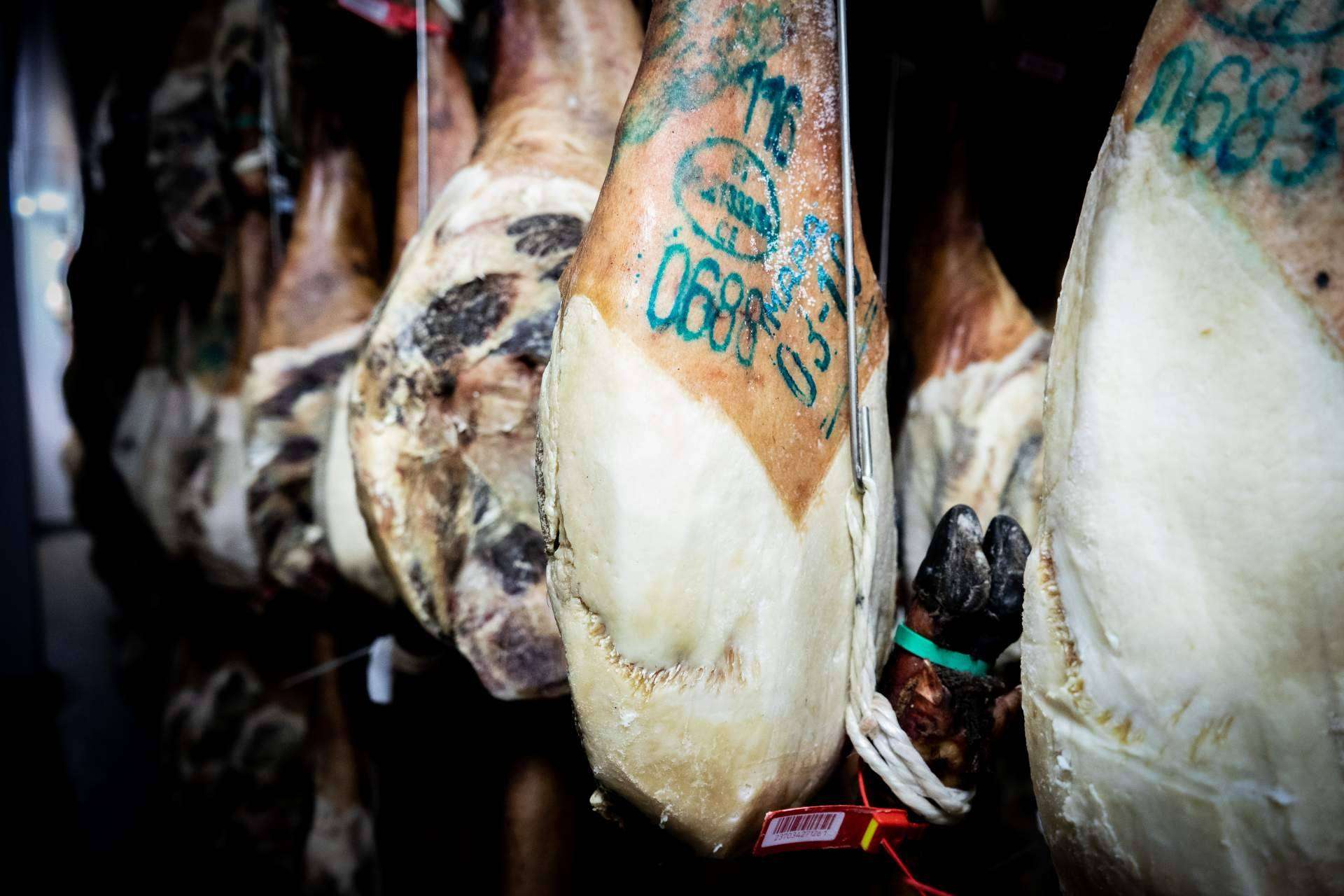 Según los expertos, ¿Cuáles son los beneficios del jamón ibérico de bellota?