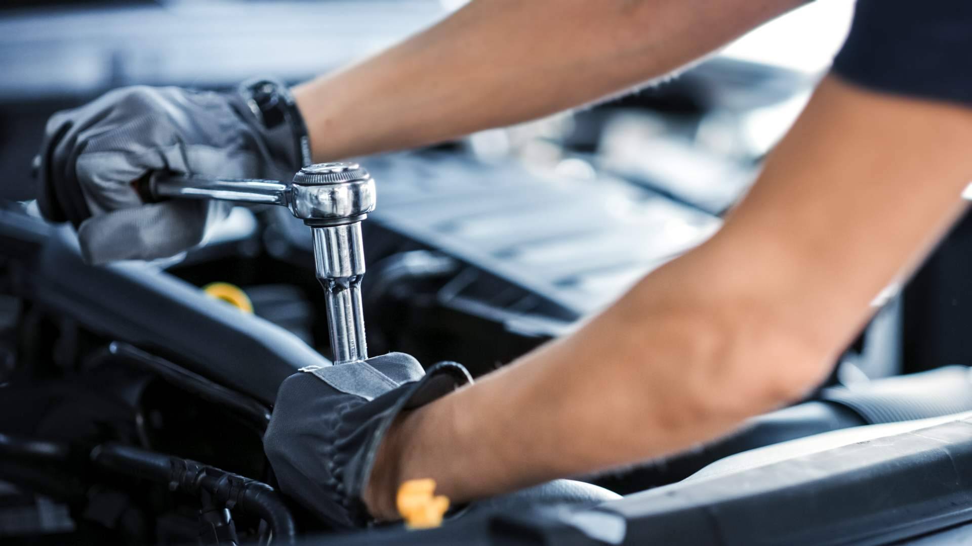 Curso de Mecánica y Electricidad del Automóvil por el Instituto Técnico de Automoción