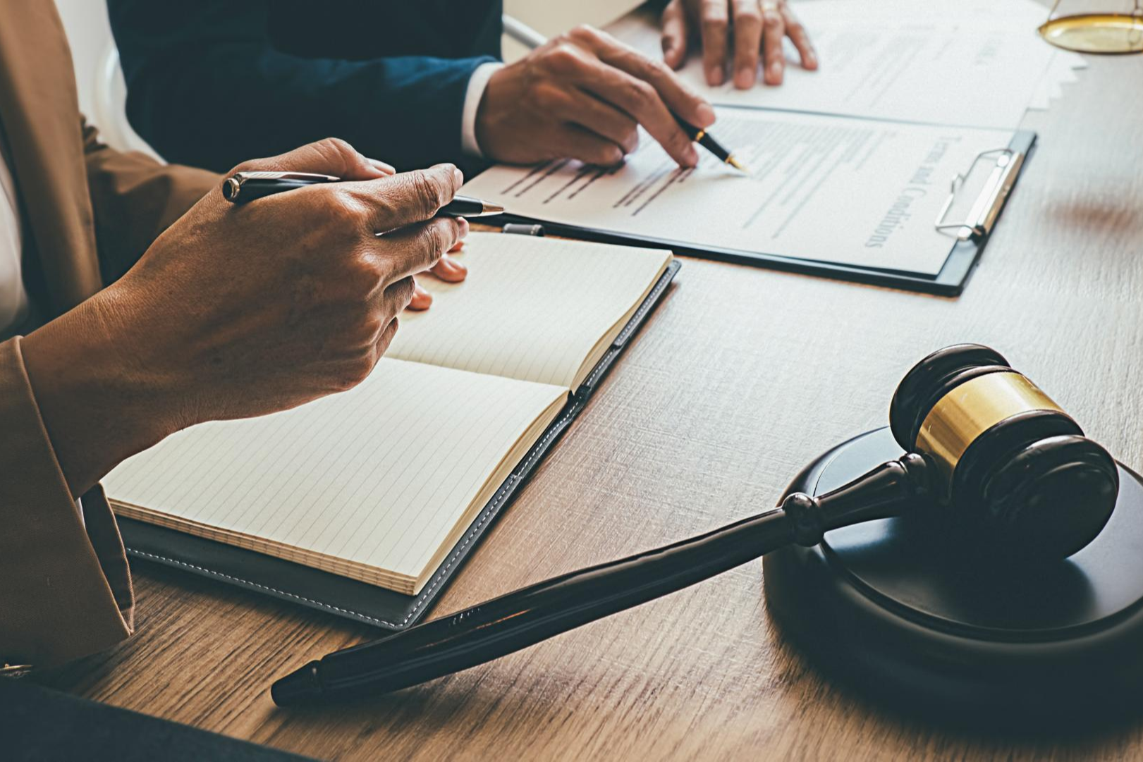 Abogado mercantil en el despacho de abogados Ackermann & Schwartz