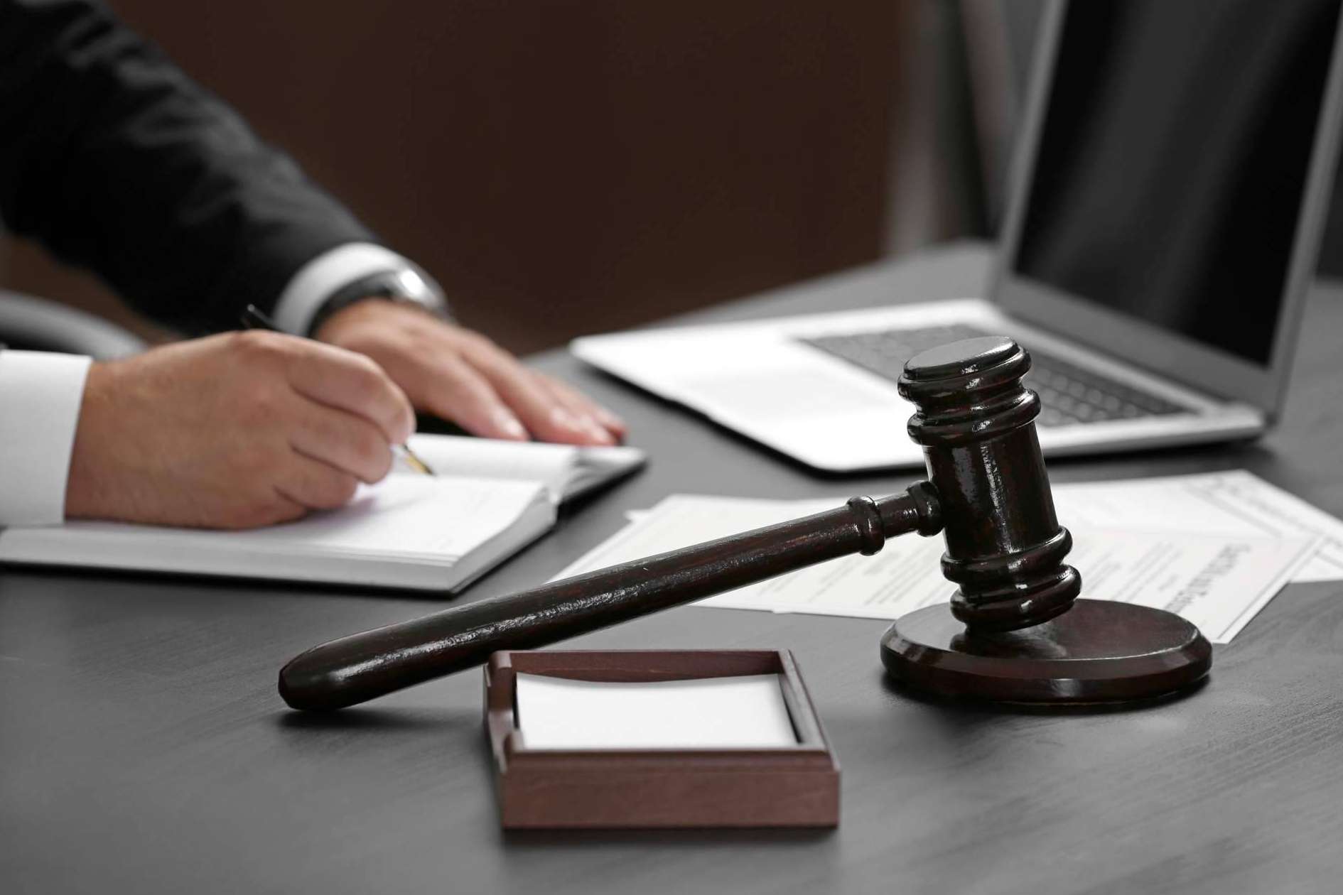 ¿A qué juega la banca?: Igualada Belchí Abogados
