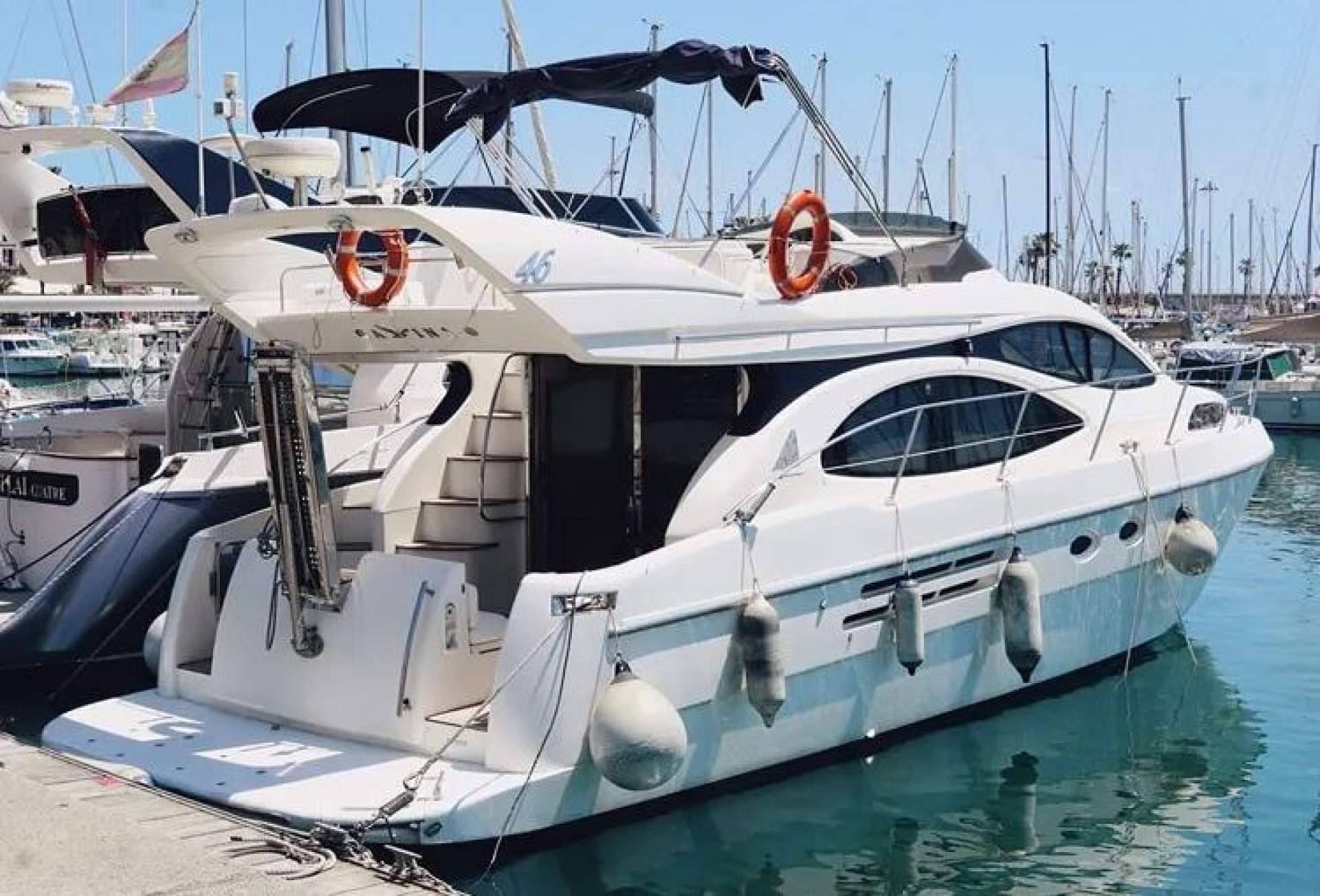 Gotland Charter ofrece el alquiler de yate en Barcelona, una de las opciones más populares en verano