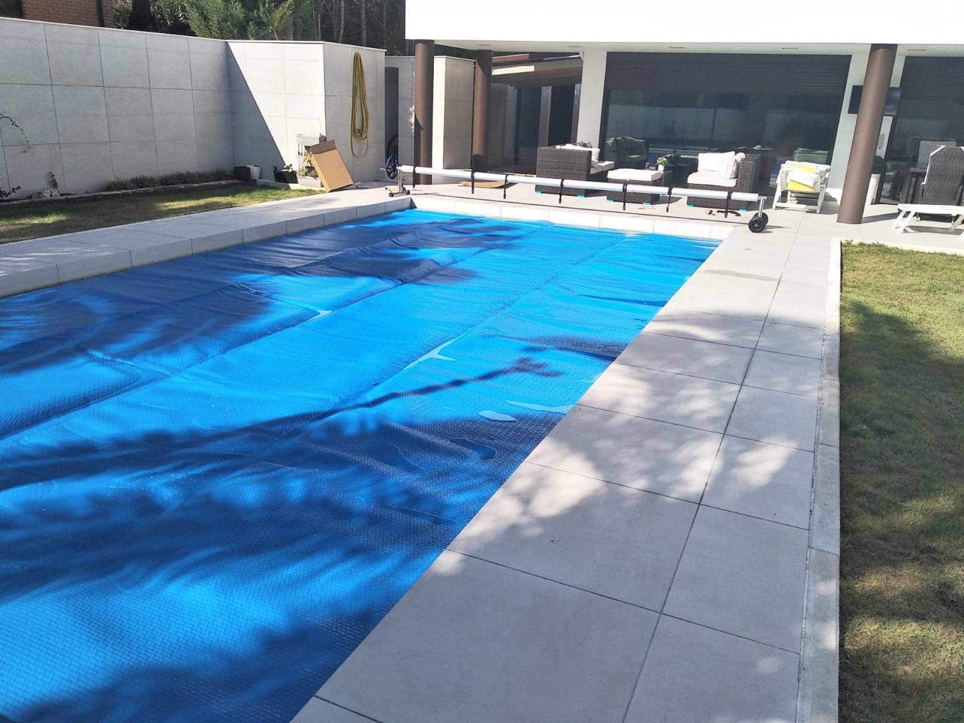 Cobertores para piscinas para cada estación del año en Toldos Picasso