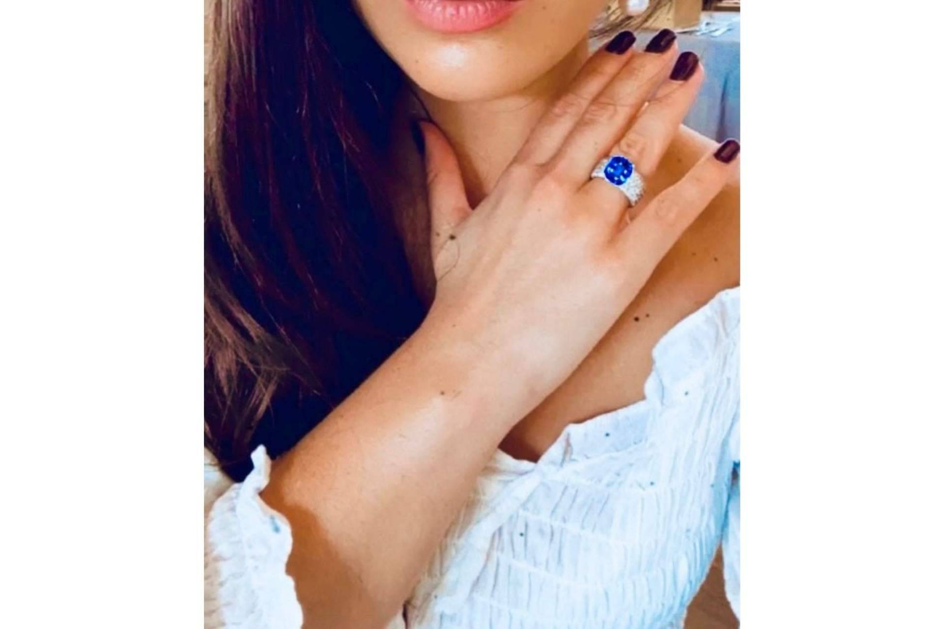La gema tanzanita en las joyas únicas de la gemóloga Isabella Seijo