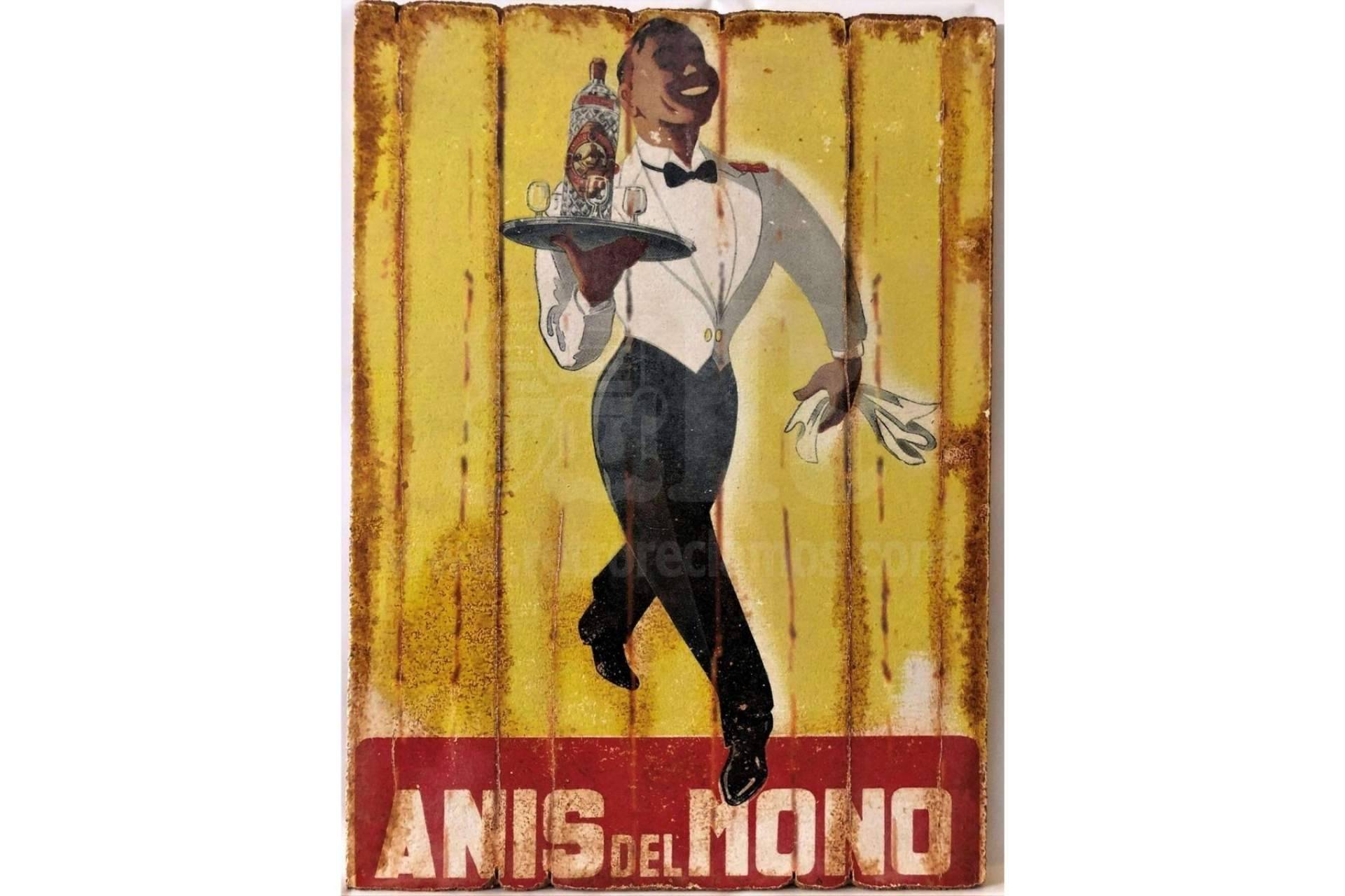 Cuadros de madera vintage con motivos publicitarios históricos en RetroReclamos