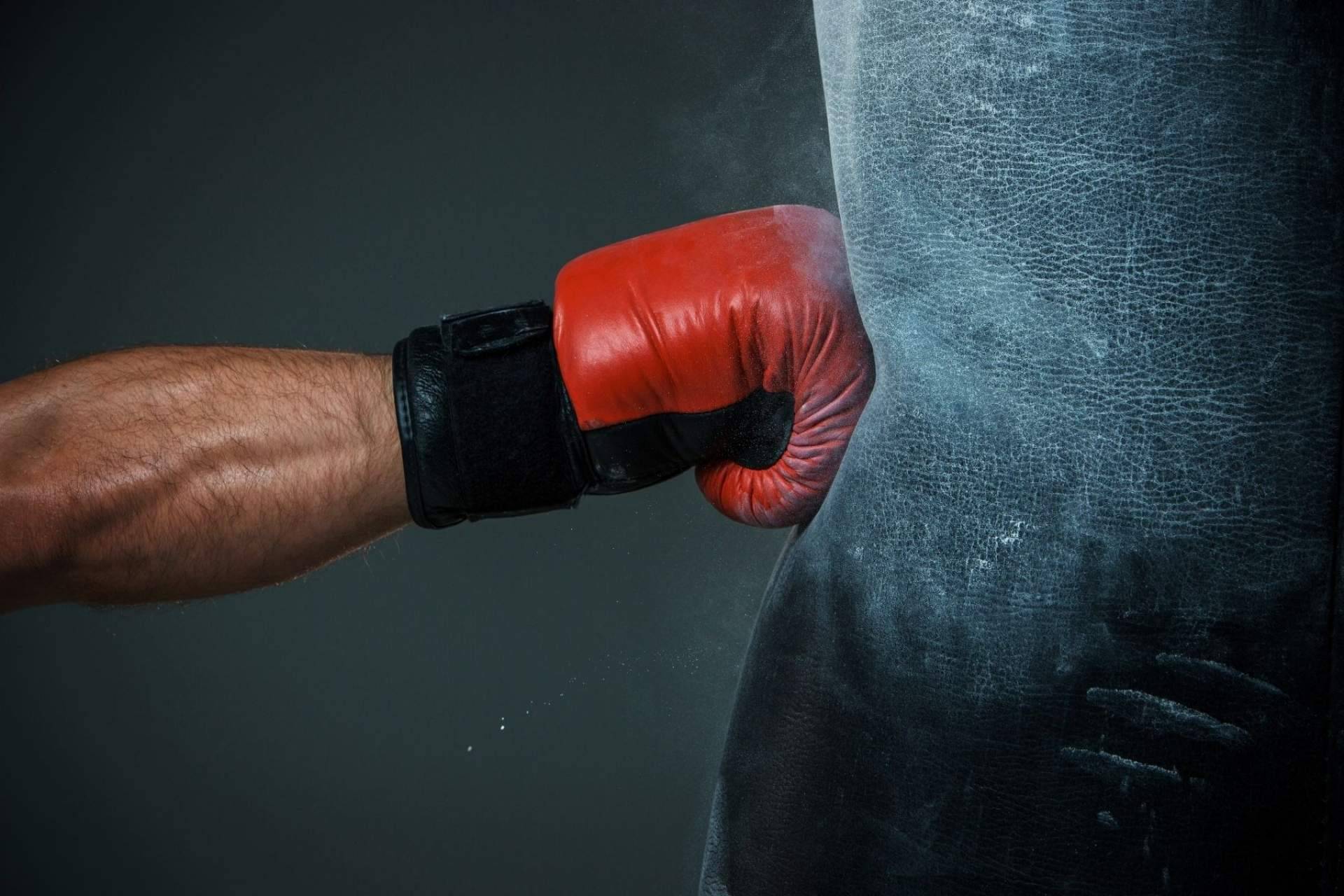 La Escuela de Artes Marciales Mugendo Vallcarca ofrece Kick Boxing, la técnica marcial para tonificar el cuerpo en
