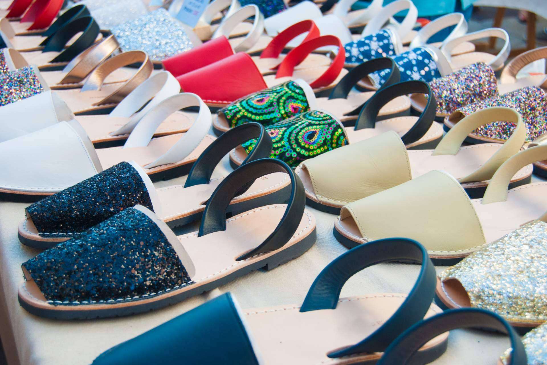 Bouttye Online Shoes ofrece un amplio catálogo de abarcas menorquinas