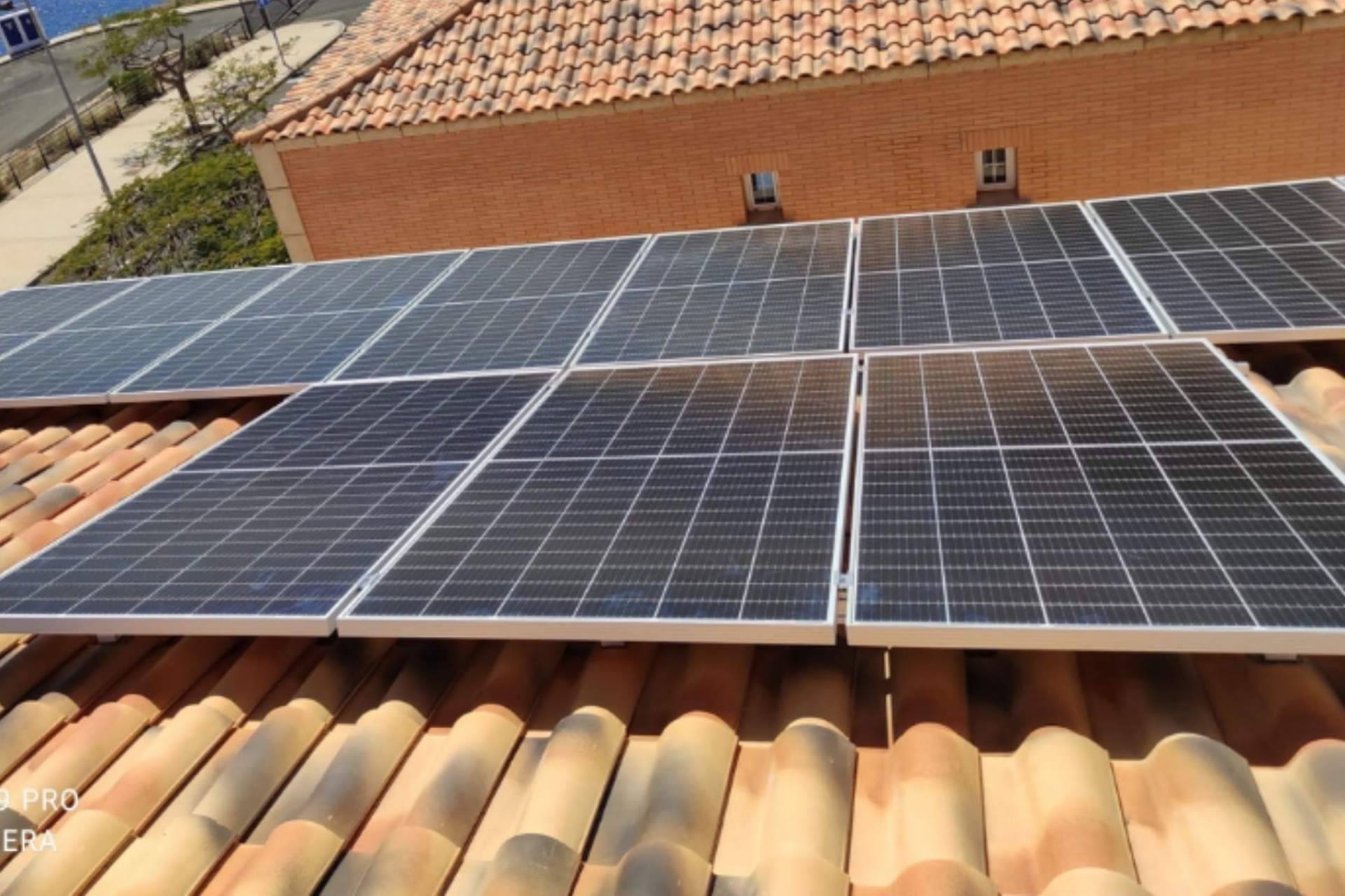 Estudio Termosolar: ¿Cómo cargar los coches eléctricos?