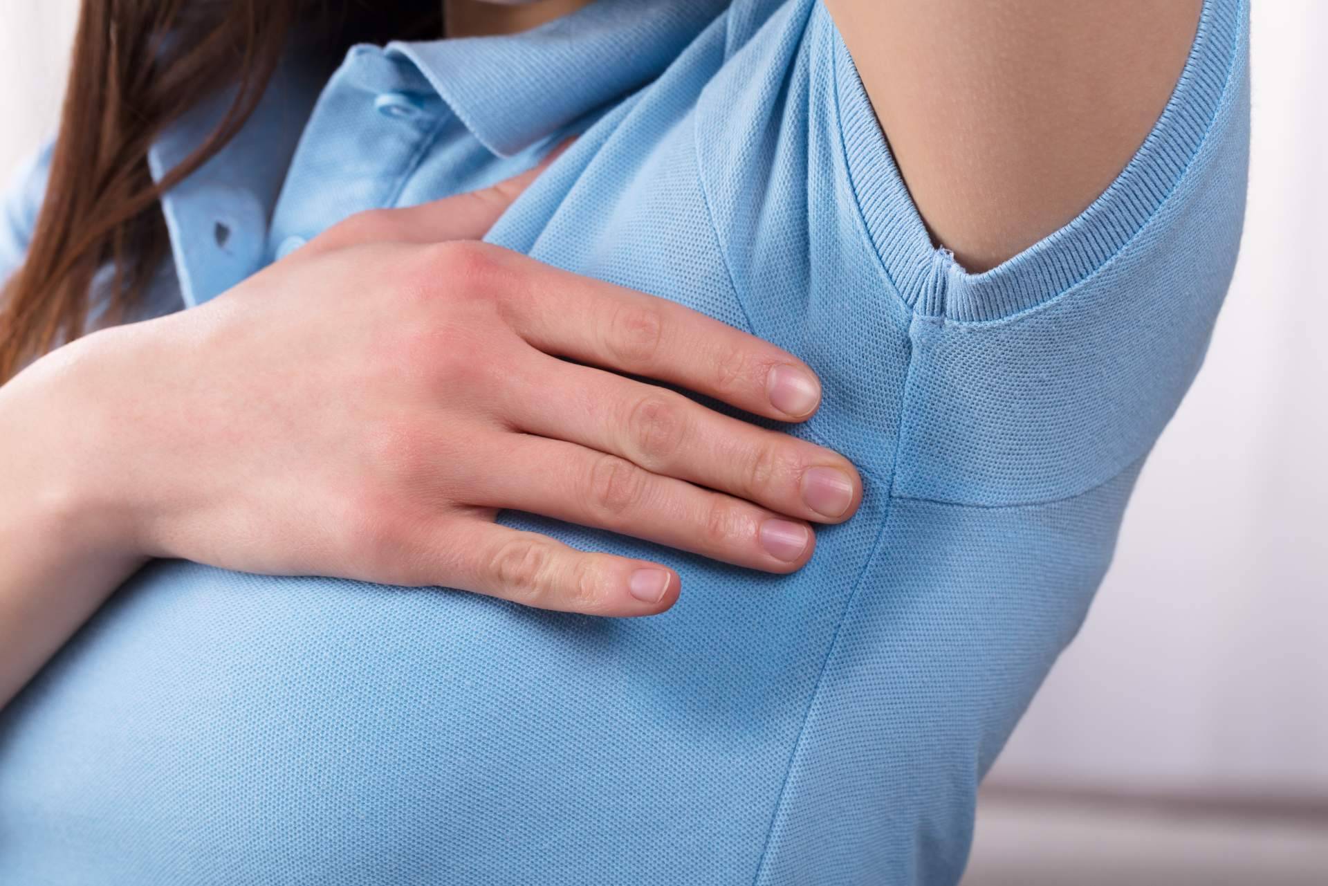 Hiperhidrosis: la forma segura de tratar la sudoración excesiva en Clínica Fercasy
