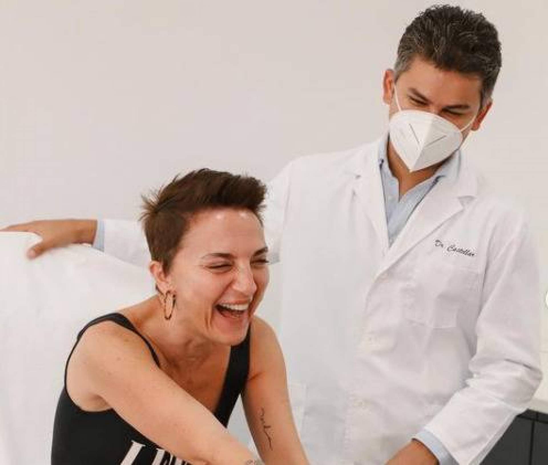 Dr. Castellar: rejuvenecer la mirada con su talento y experiencia