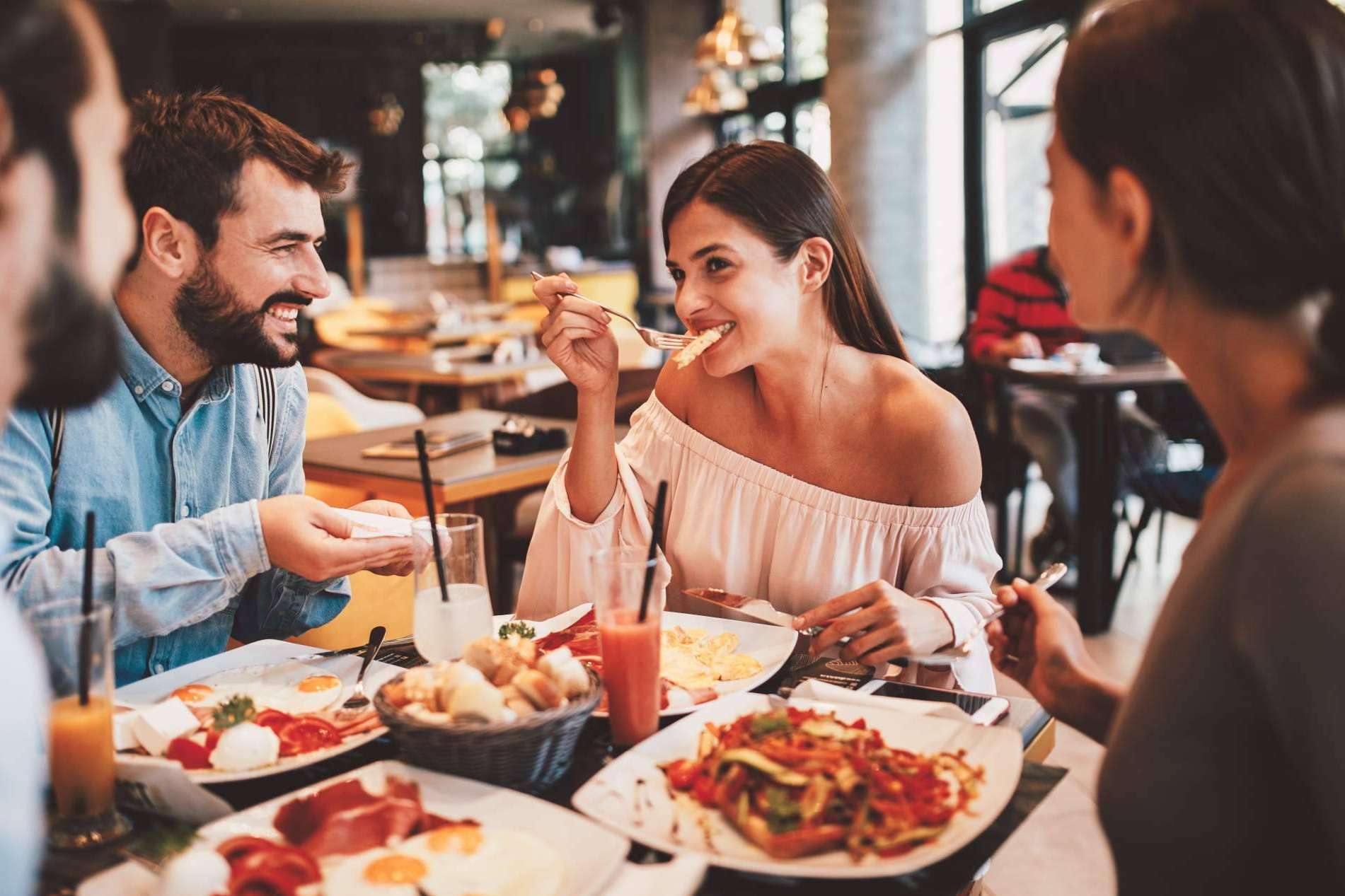 Cafetería Las Palmeras: la historia del menú del día