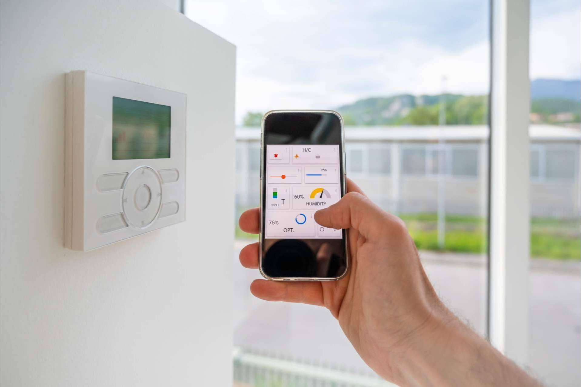 Cadenza Electric: ¿Cuáles son las ventajas de adquirir material eléctrico de Schneider Electric con este distribuidor?