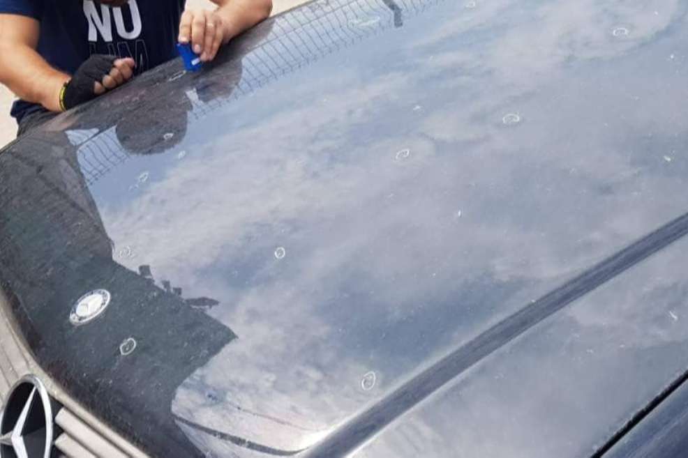 ¿Cuál es mejor el pegamento frío vs pegamento caliente para reparar golpes en vehículos? por RSPAutomoción