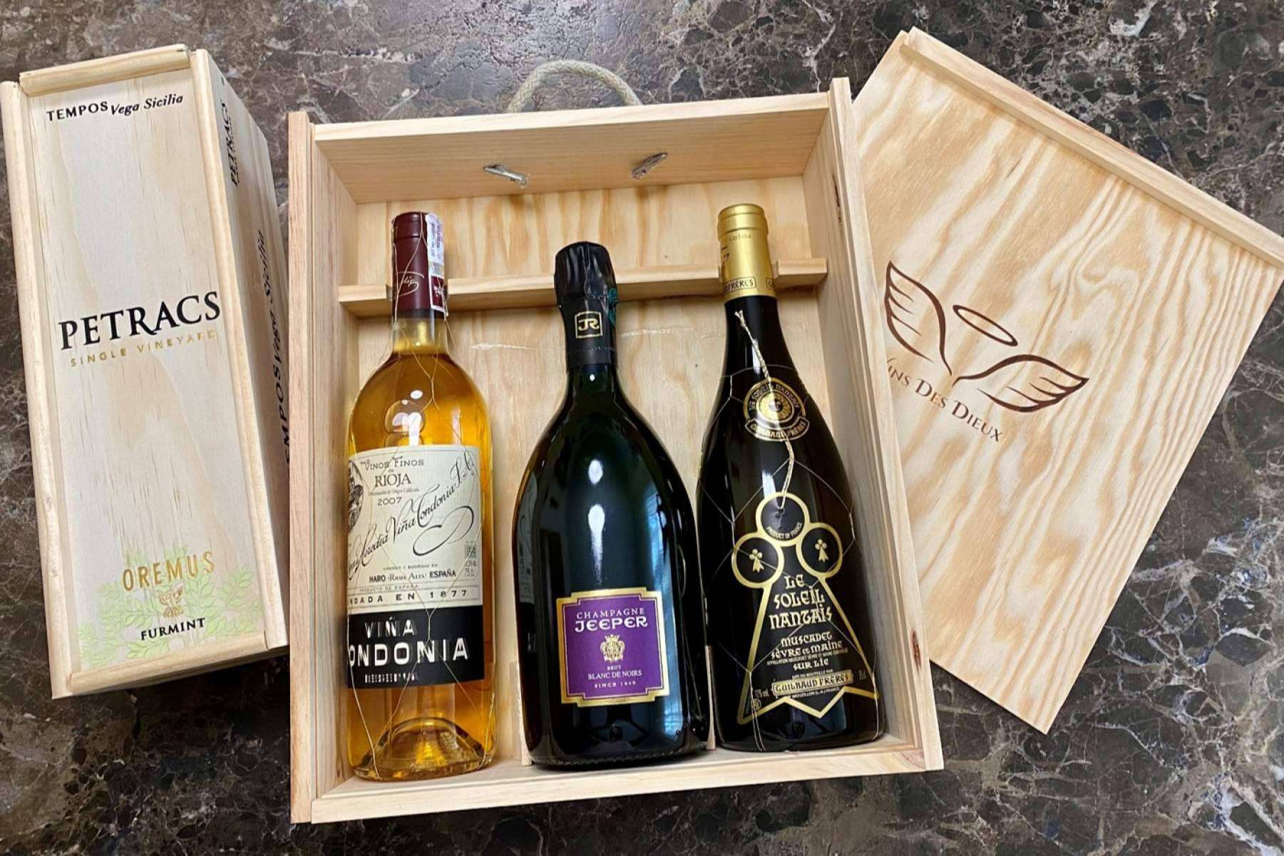 ¿Cuál es el top 10 de vinos blancos de Vins des Dieux?