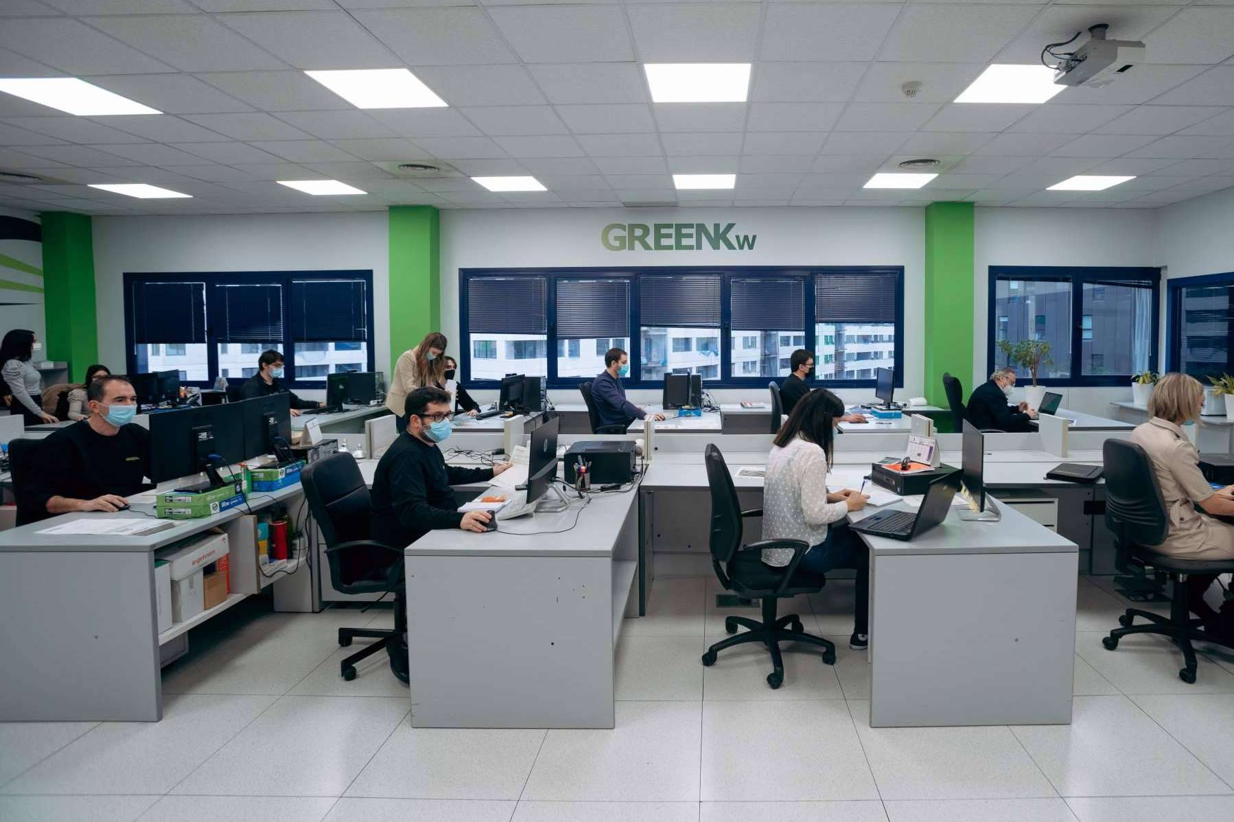 GREENKw es una empresa especializada que garantiza el ahorro gracias al autoconsumo solar