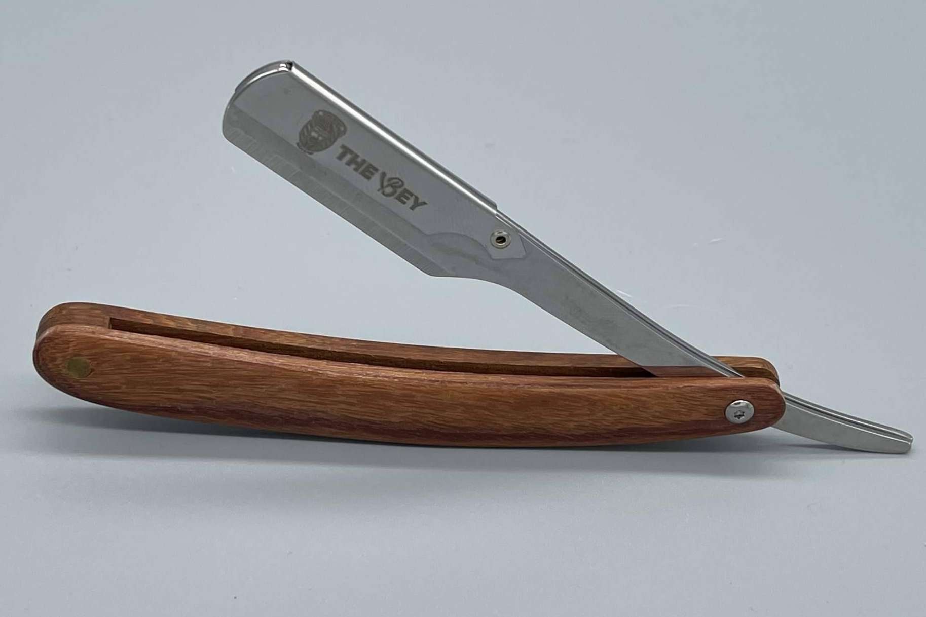 The Bey: extenso catálogo de productos para el cuidado de la barba y el cabello