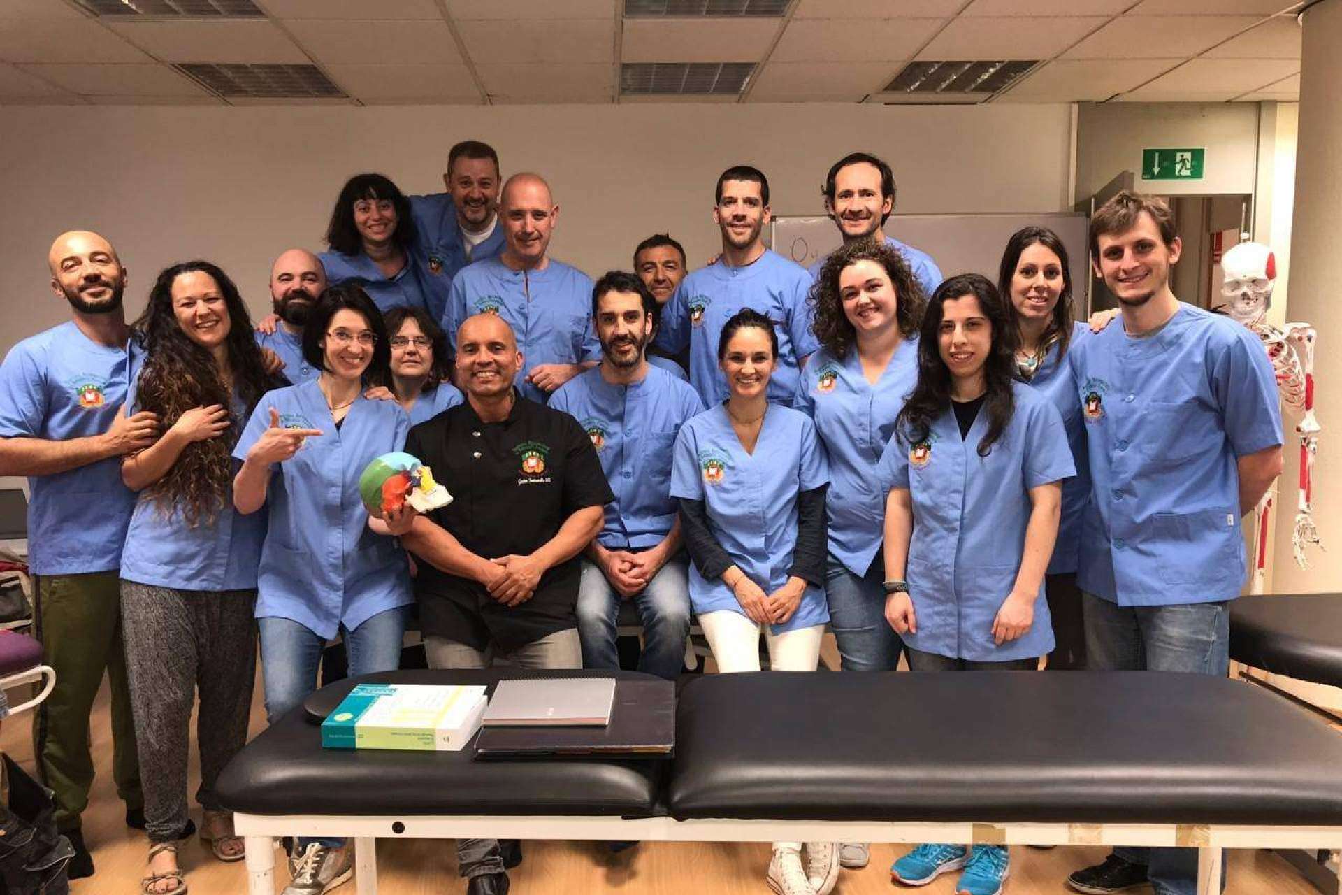 Los beneficios de la osteopatía para tratar los dolores cervicales, por Instituto Internacional de Osteopatía Avanzada