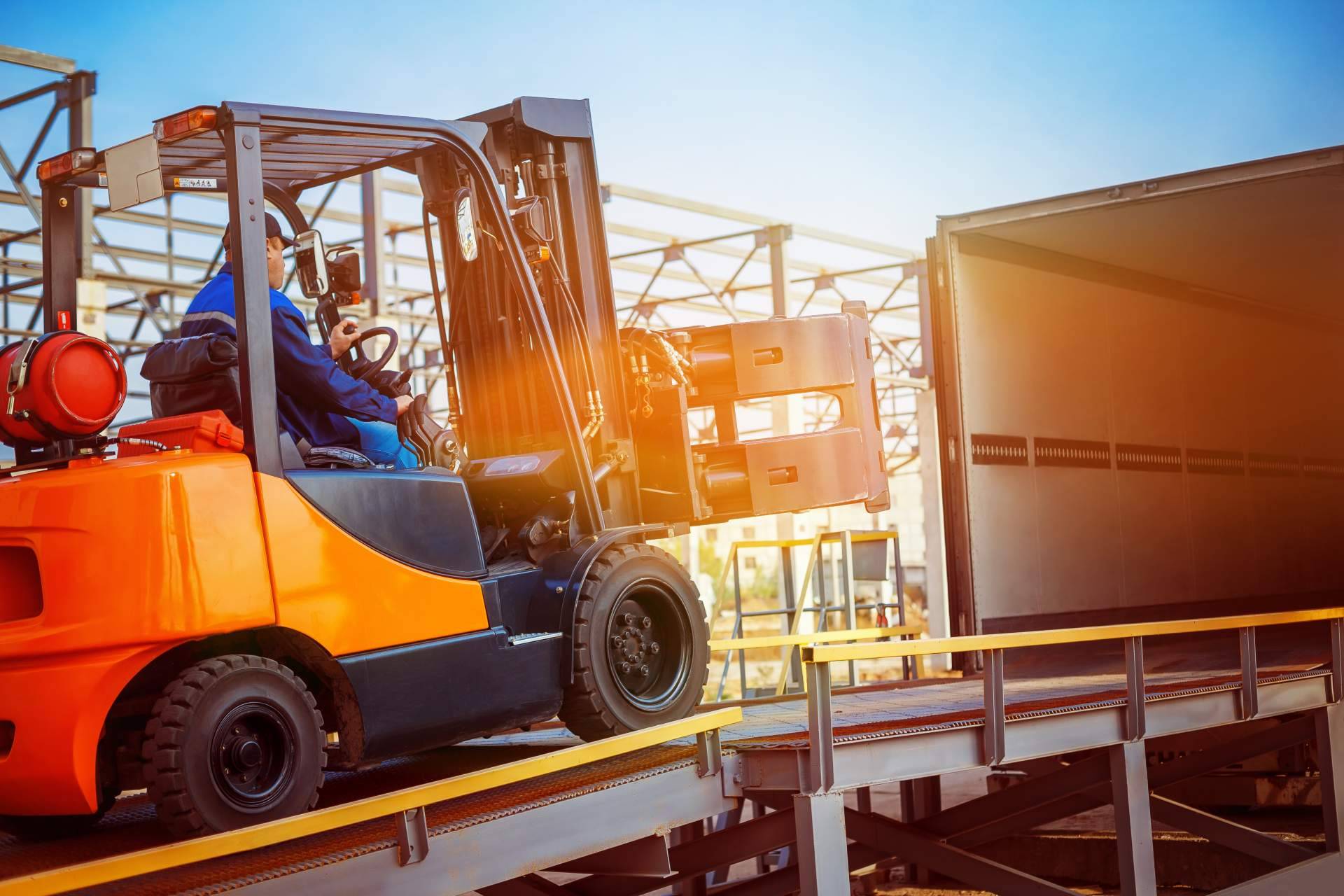 Recambios de Carretillas RRP, la empresa especializada pone a disposición cargadores de alta frecuencia