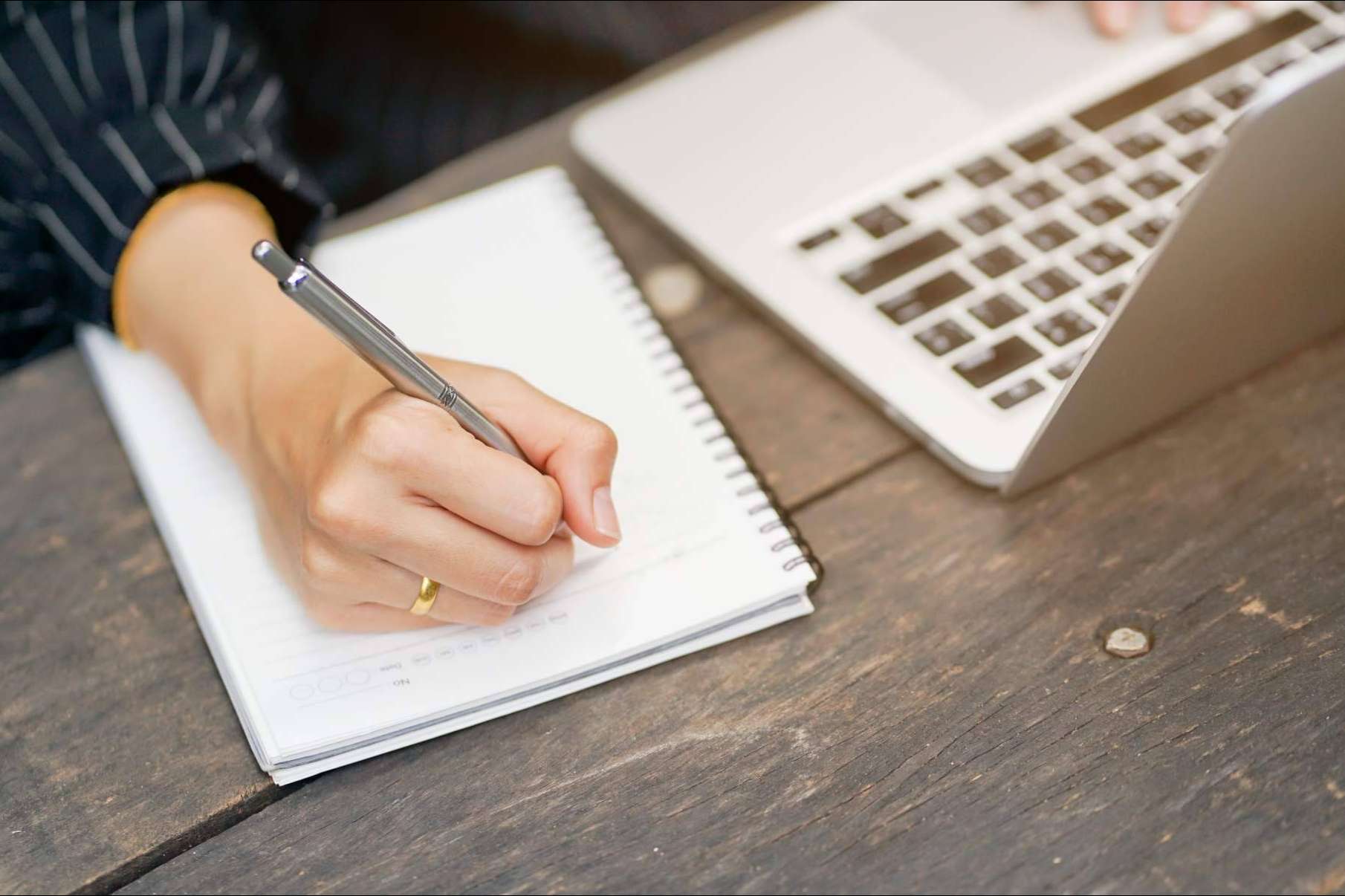 Las ventajas de comprar textos SEO para posicionar un negocio y ser más visible en internet, por SEOdalia