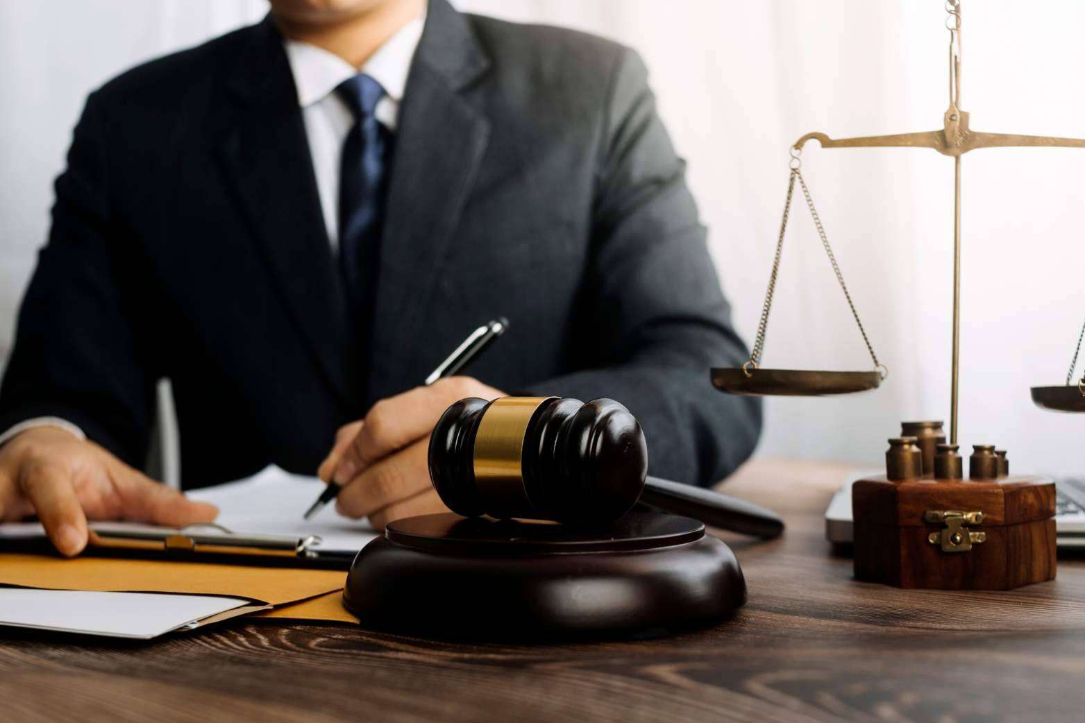 Empezar un concurso de acreedores con la asesoría del equipo de abogados y economistas de RR31416