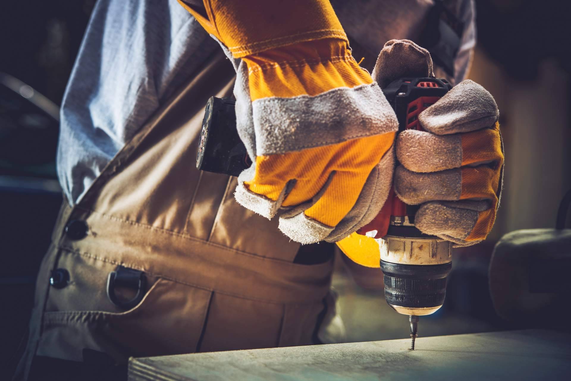 Suministros Tomás Beltrán dispone de guantes de seguridad para cualquier tipo de trabajo