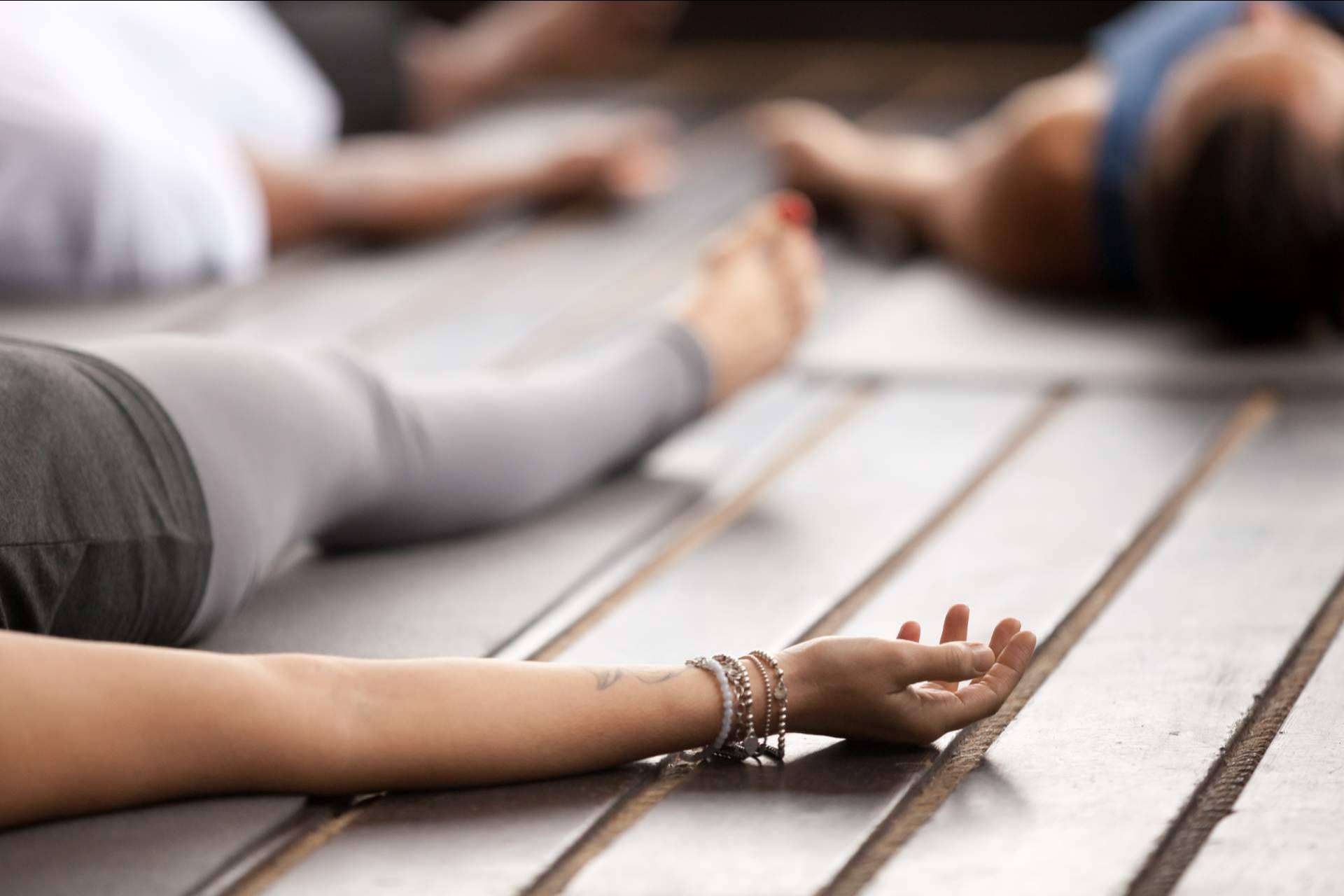 Yoga nidra ¿Qué es y cómo contribuye a la salud?
