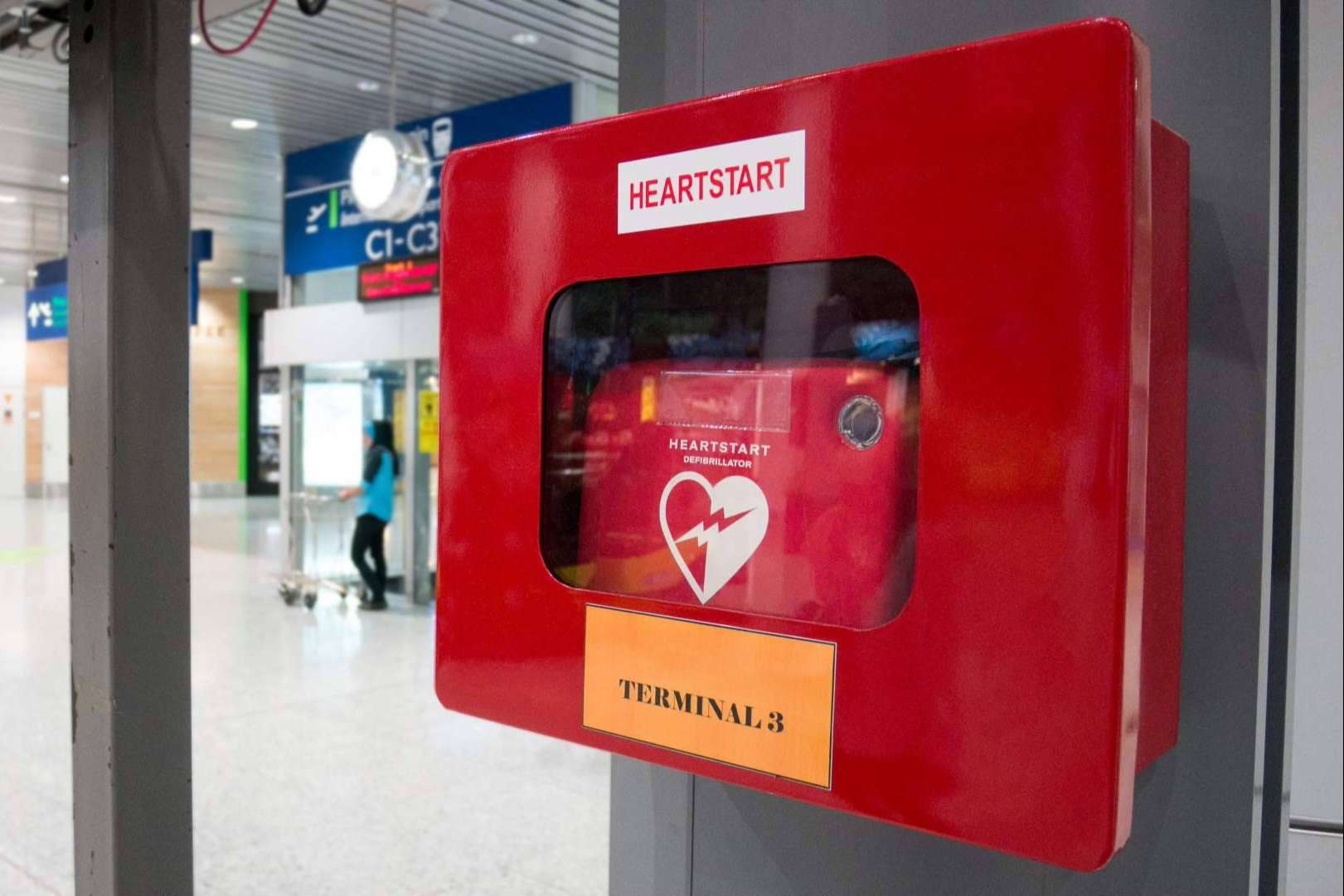 Cabinas para desfibriladores de alta calidad, disponibles en Esforem