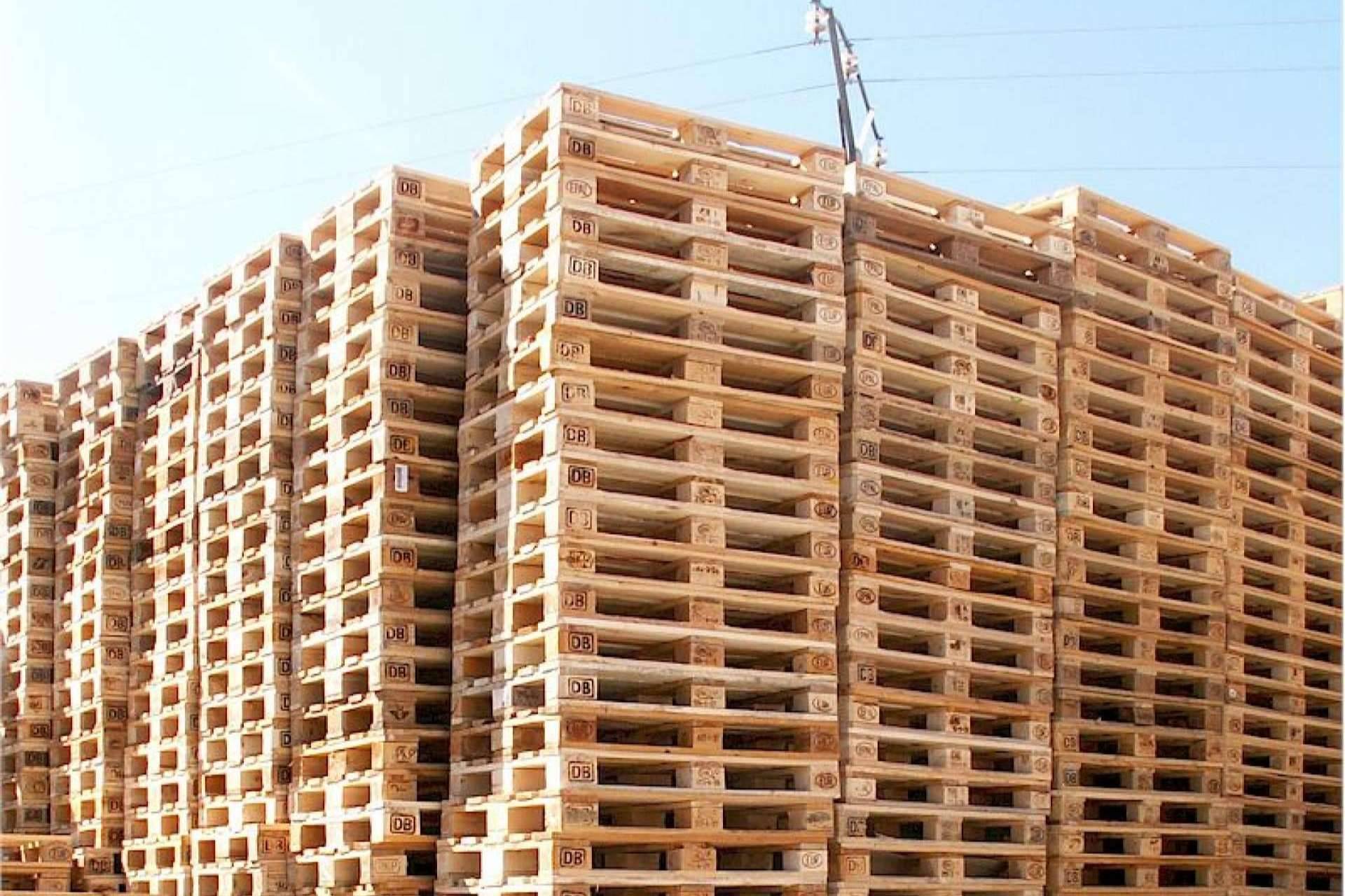 Europalet proporciona todo tipo de palés de madera desde España a todo el mundo