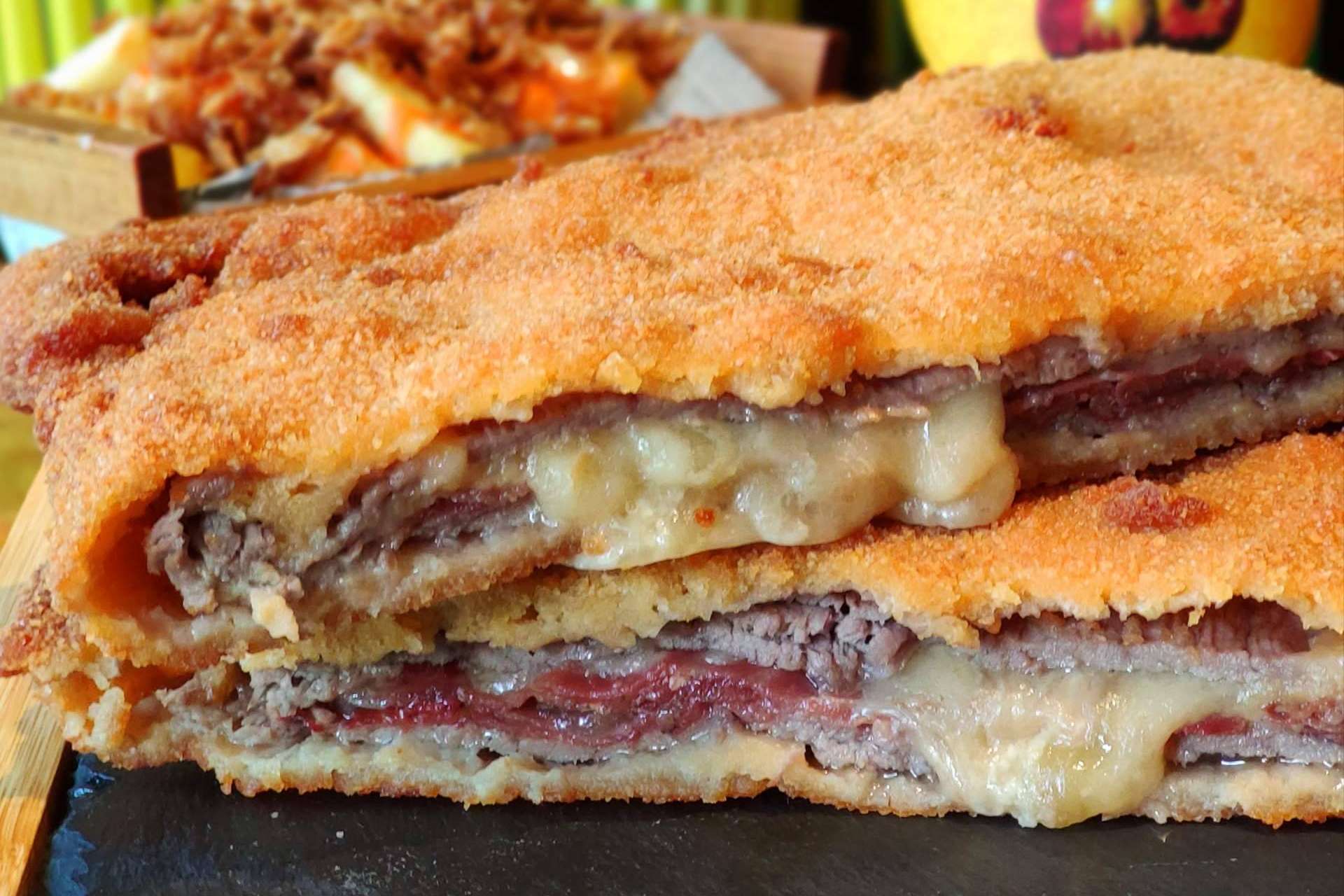 Con Brutalcachopo.com ya es posible disfrutar del auténtico cachopo asturiano a domicilio en Madrid
