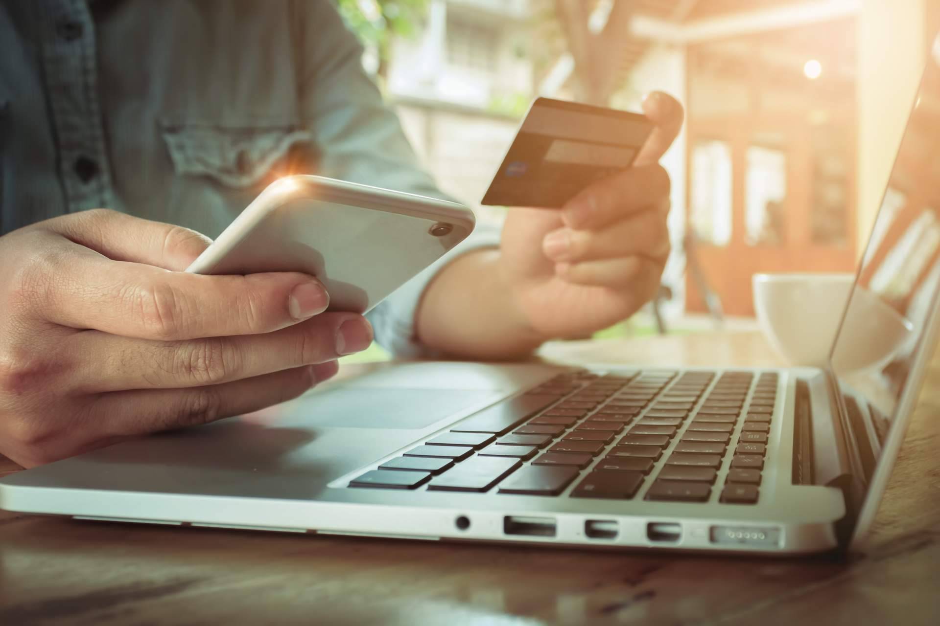 Vender en internet de la mano Eprox