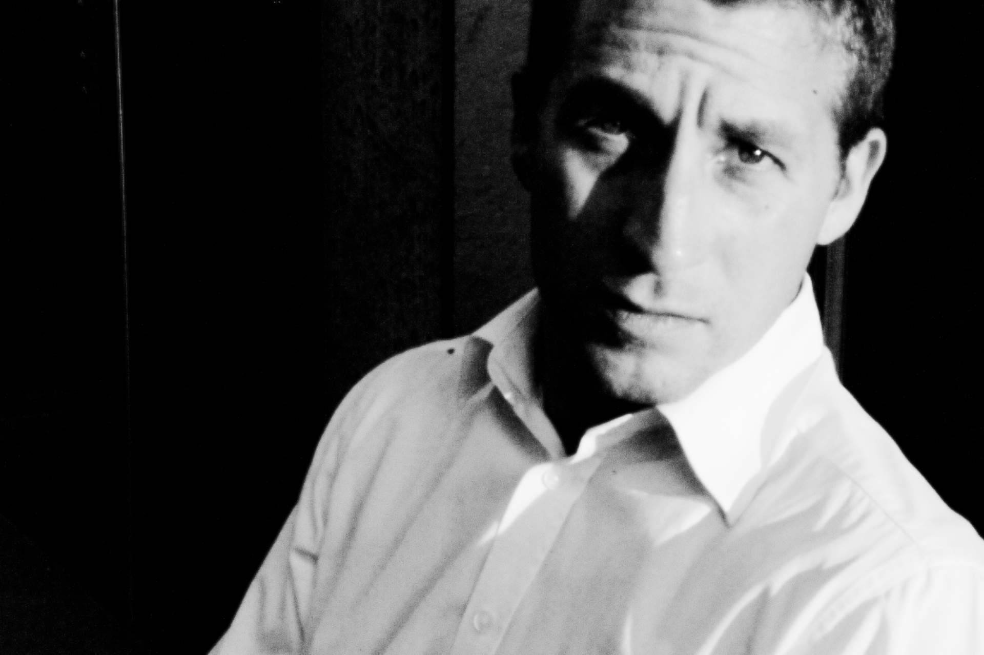 'Vuelo de rapiña', el libro cosmopolita de Paul Seaquist fue creado entre La Habana, Santiago y Berlín