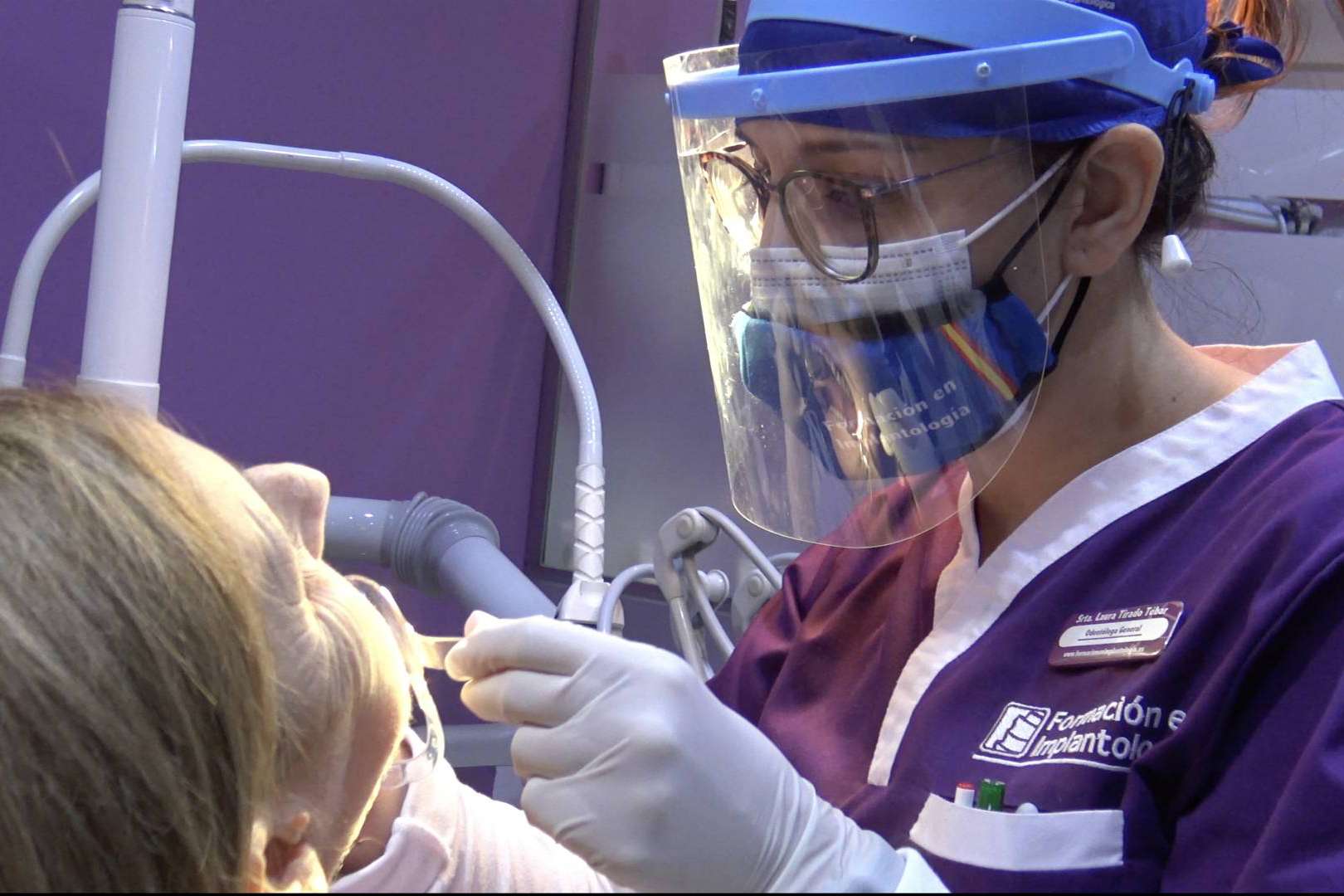 Sedación consciente en la clínica dental Formación en Implantología para aquellos pacientes nerviosos o con odontofobia