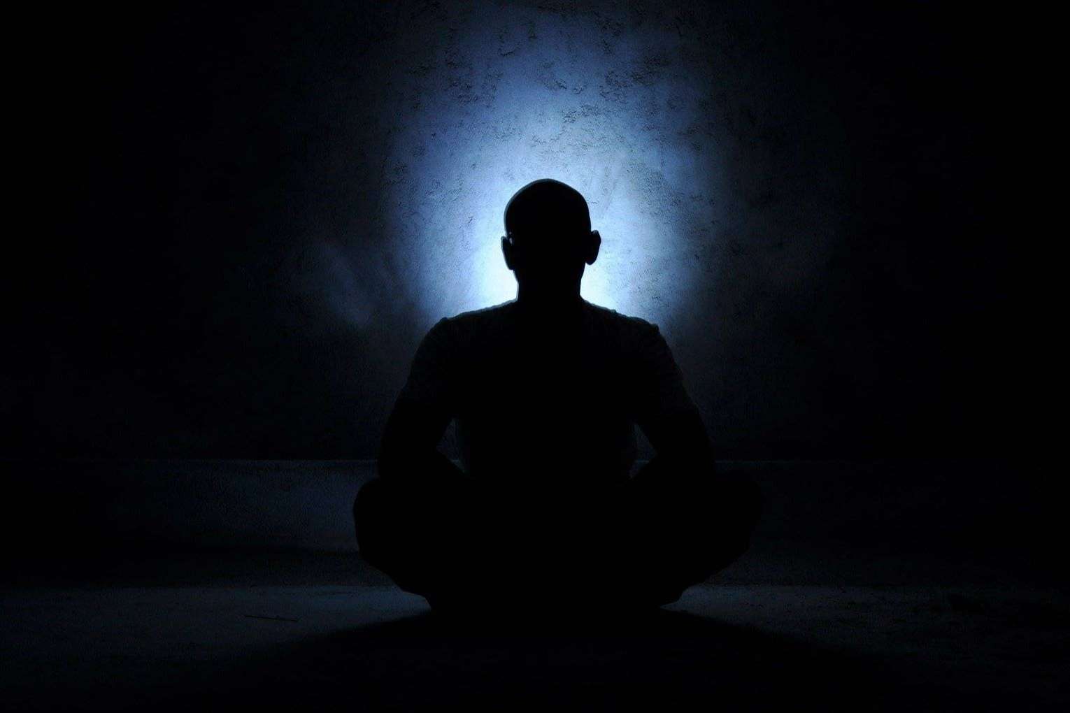 Aislarse para pensar, el poder del silencio con Edoardo Zeloni Magelli