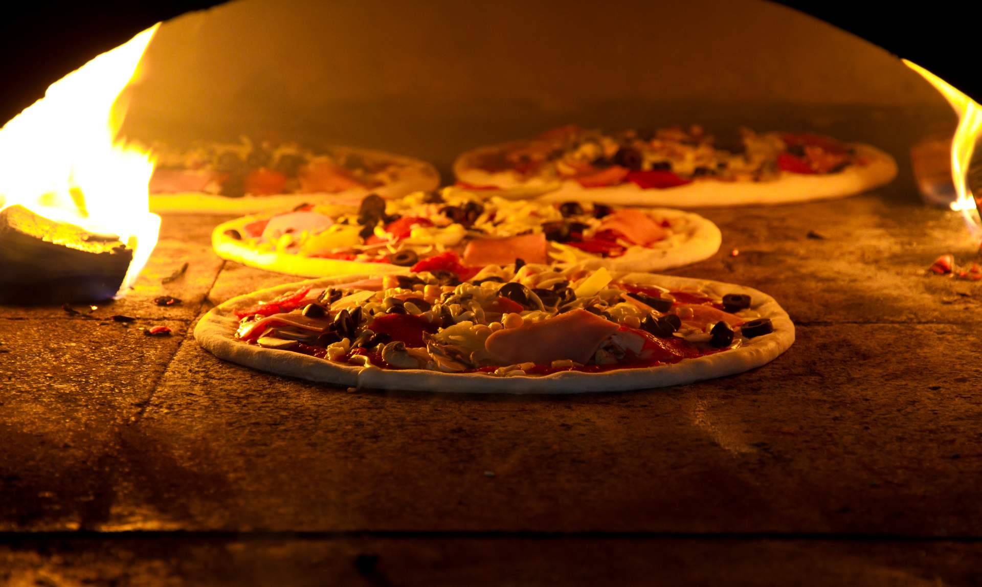 Sabor único y tradicional en las pizzas de Mozzarella & Basilico