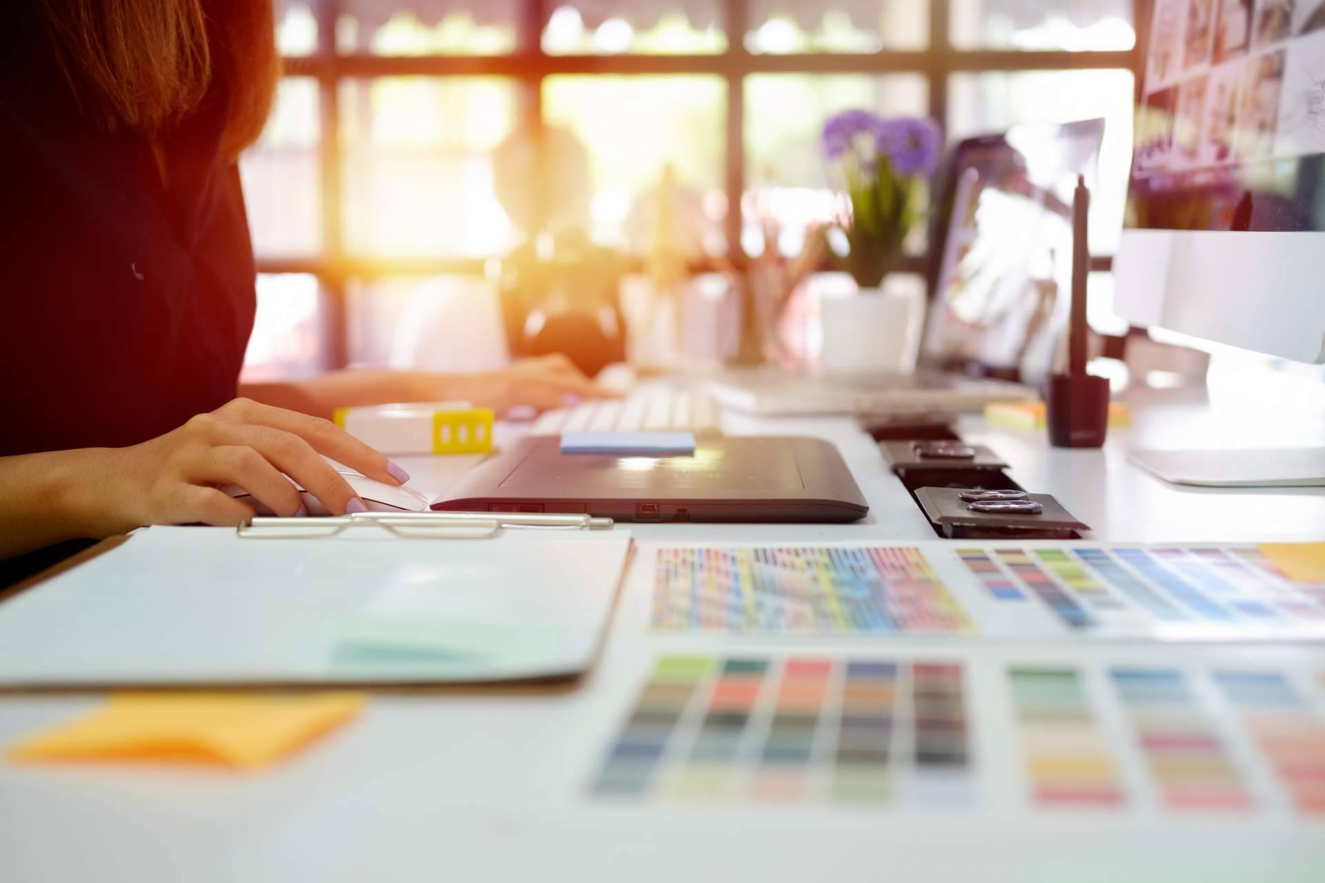 La gran importancia de una agencia de marketing online para las empresas, por RoCX Marketing