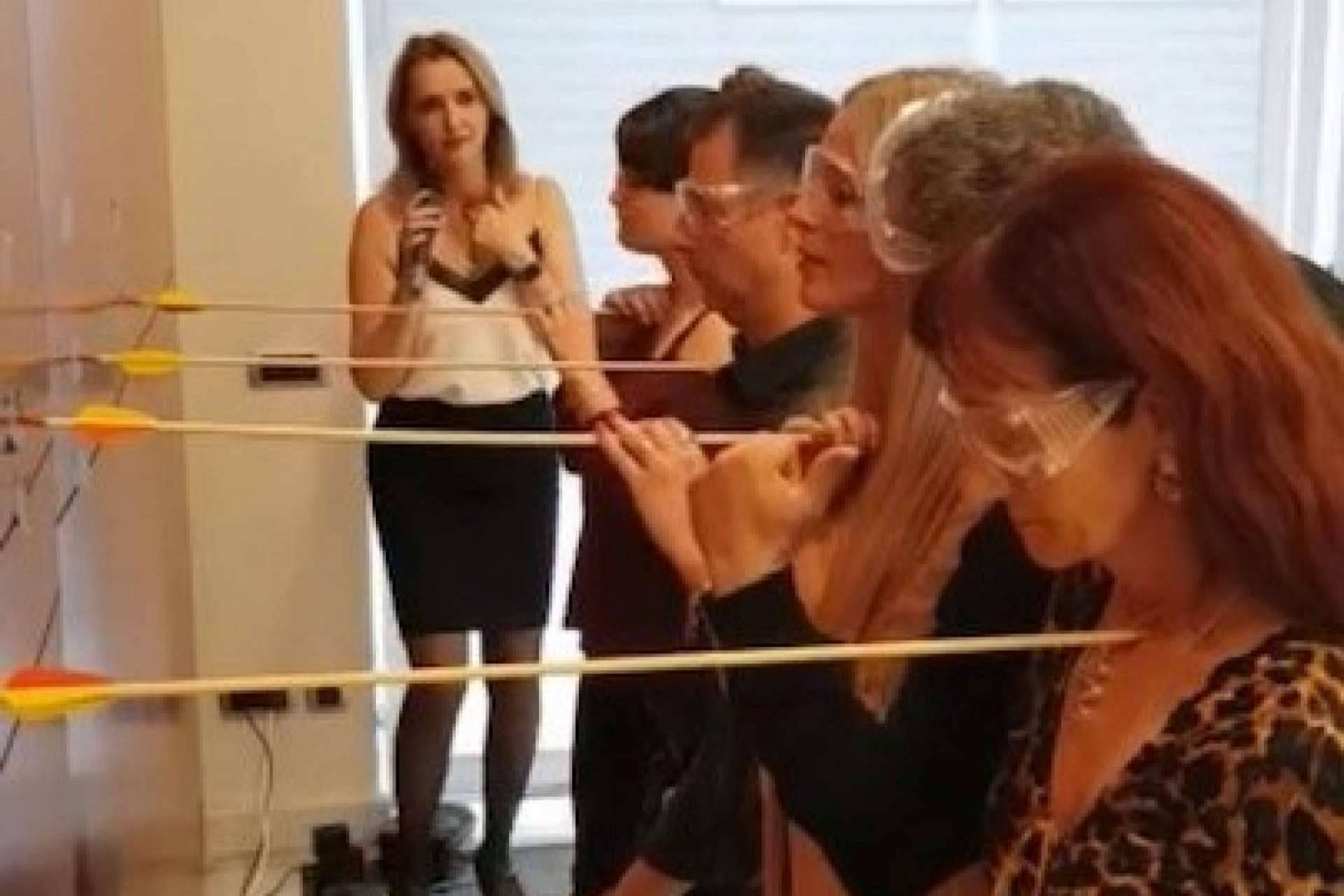 Gestionar la inteligencia emocional en los equipos para mejorar las relaciones humanas en las corporaciones, por Carmen Sales Ramírez