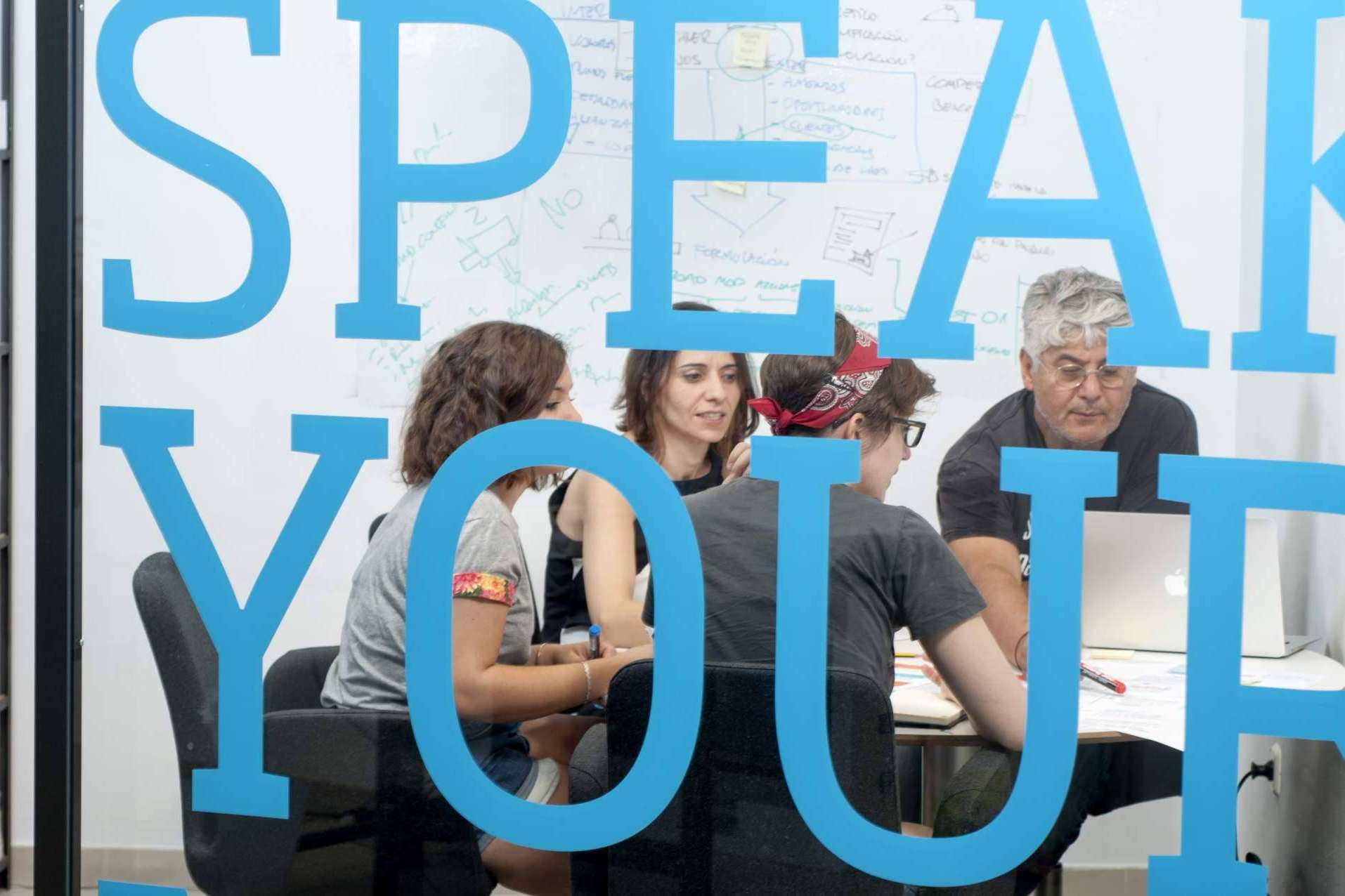 SAO Branding, un estudio creativo multidisciplinar experto en marketing outsourcing que combina el conocimiento, la experiencia y los valores