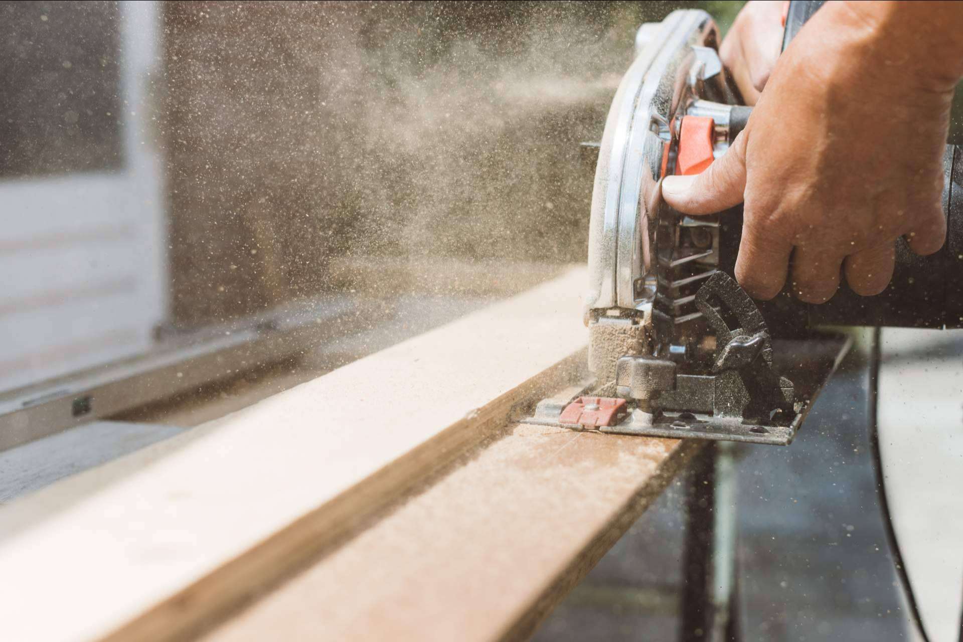 Extenso catálogo de máquinas y herramientas para madera en el e-commerce Máquinas y Herramientas Online