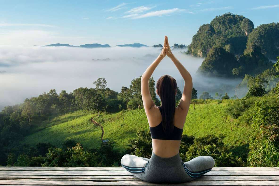 El Viajero Feliz recomienda algunos de los mejores cursos de yoga en India