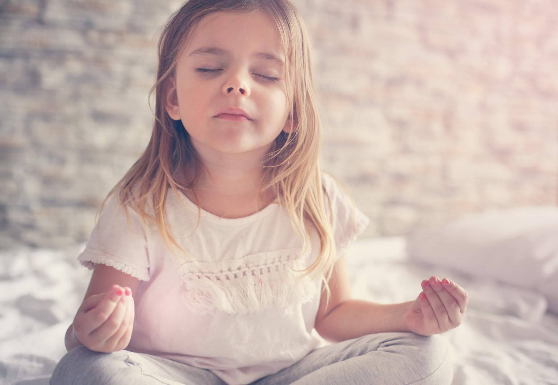 Las ventajas que ofrece el yoga para niños, por Yogateca