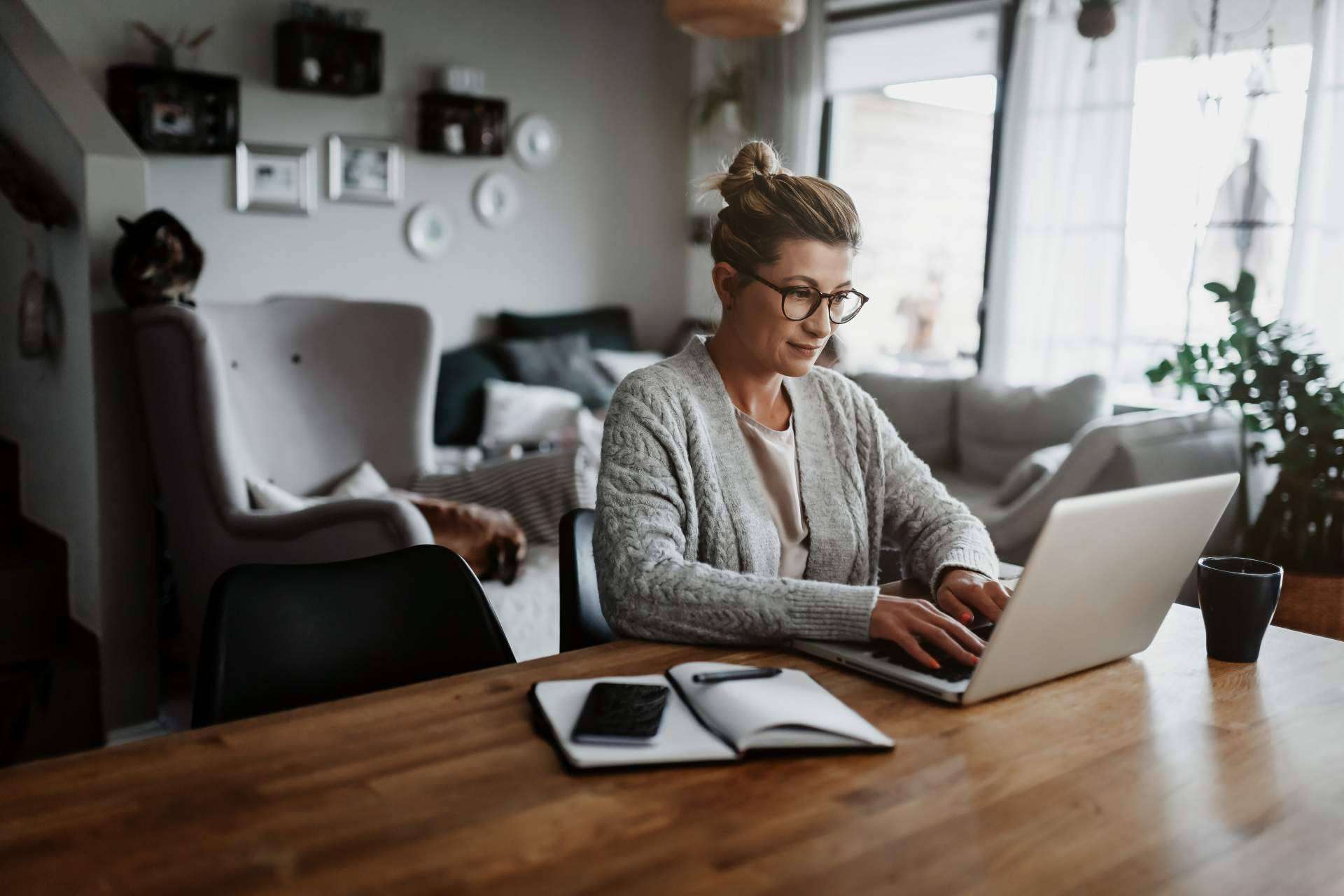 Apostar por el Digital Workplace de una empresa para incrementar la rentabilidad con el soporte de Sosmatic