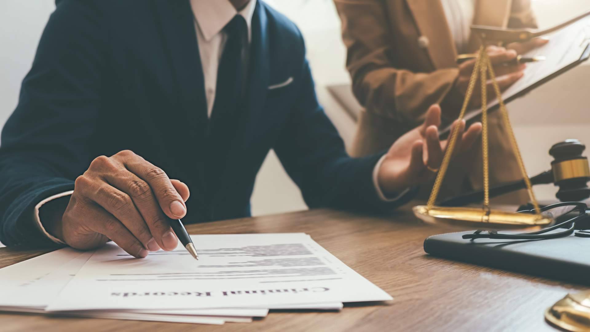 Las personas que han sido despedidas de forma injusta pueden contratar a un abogado de Ancla Abogados