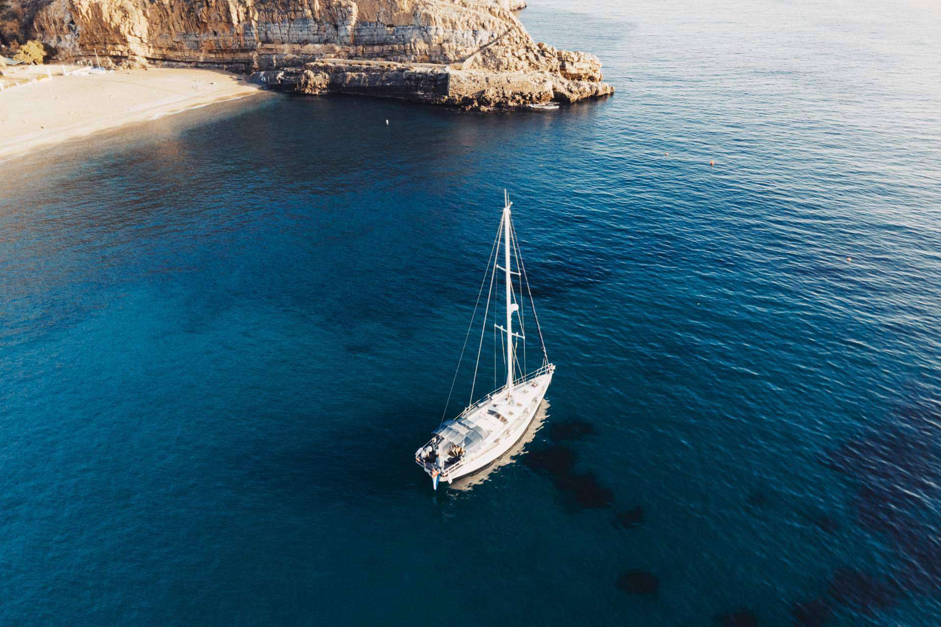 Crece el alquiler de veleros para disfrutar de unas vacaciones únicas en el mar