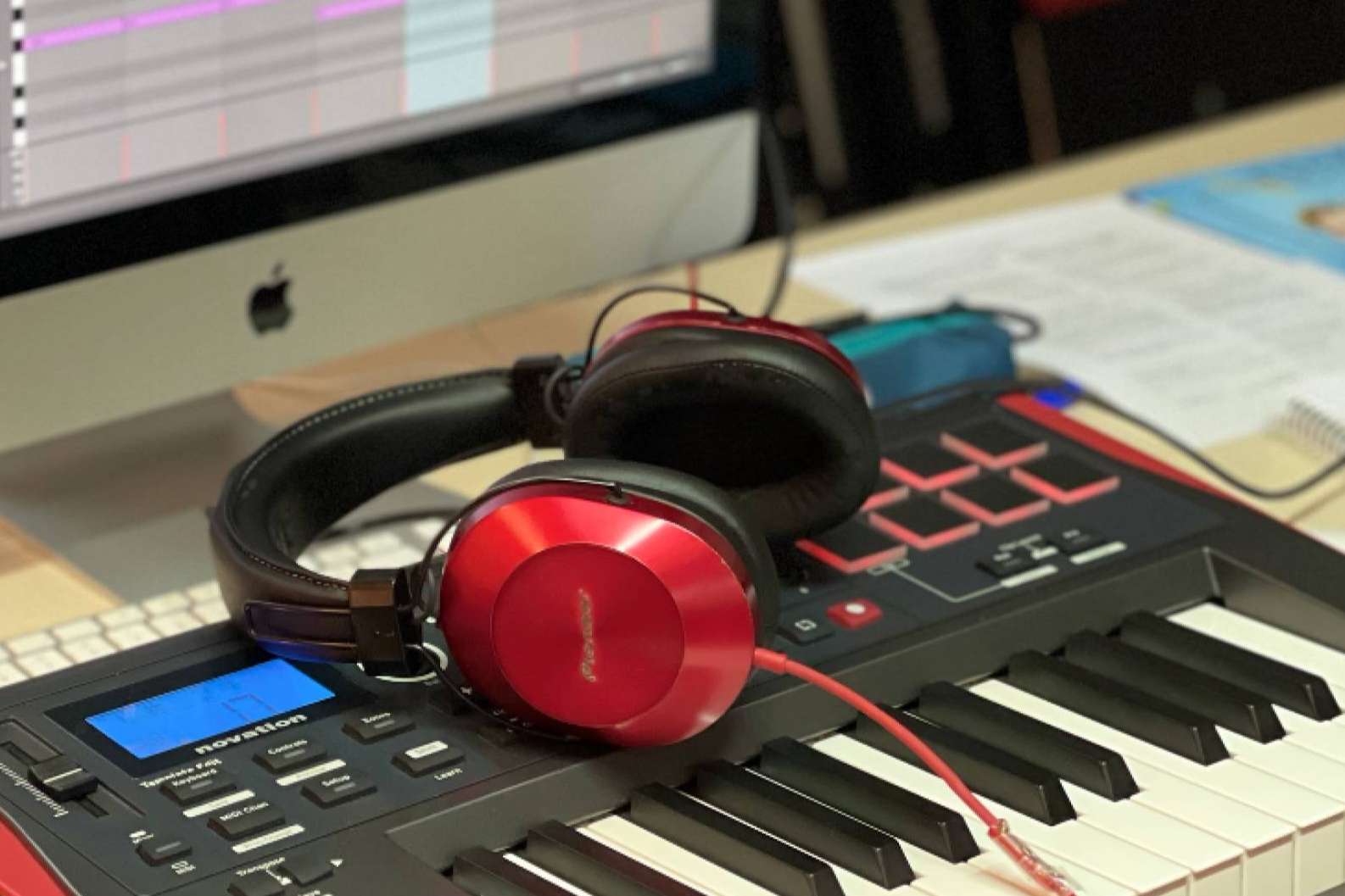 Formación para los productores musicales