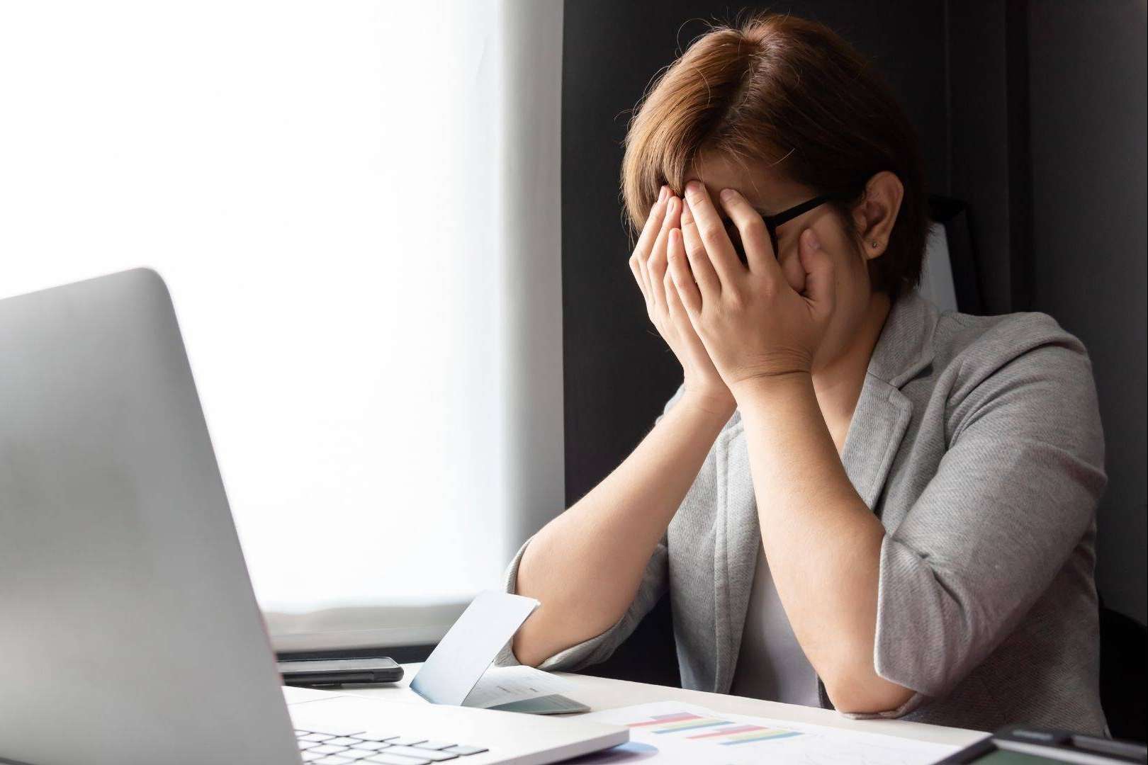 Razones por las que recurrir a la reagrupación de deudas con impagos, por iMorosity